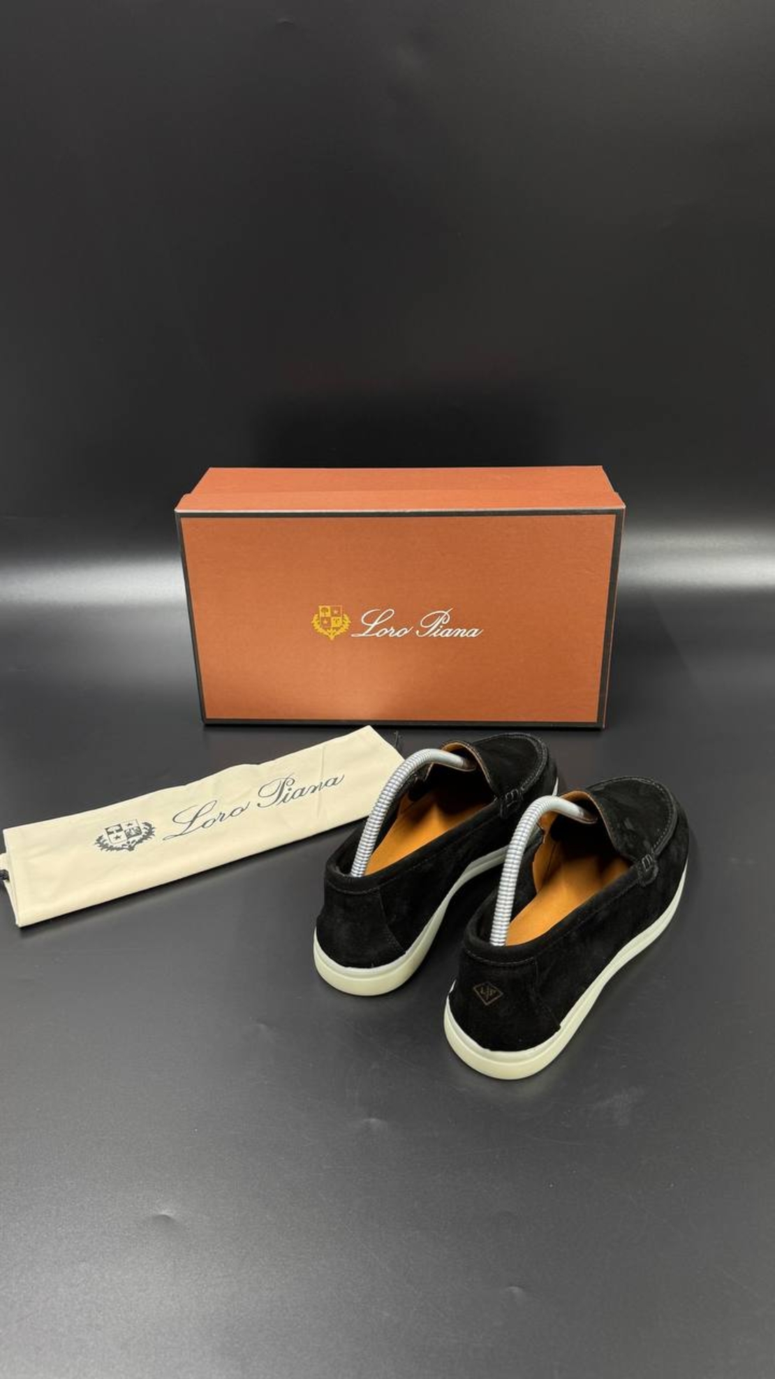 Loro Piana 2