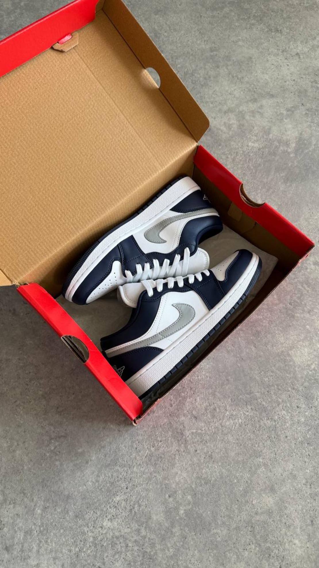 Air Jordan 1 Low “Midnight Navy”