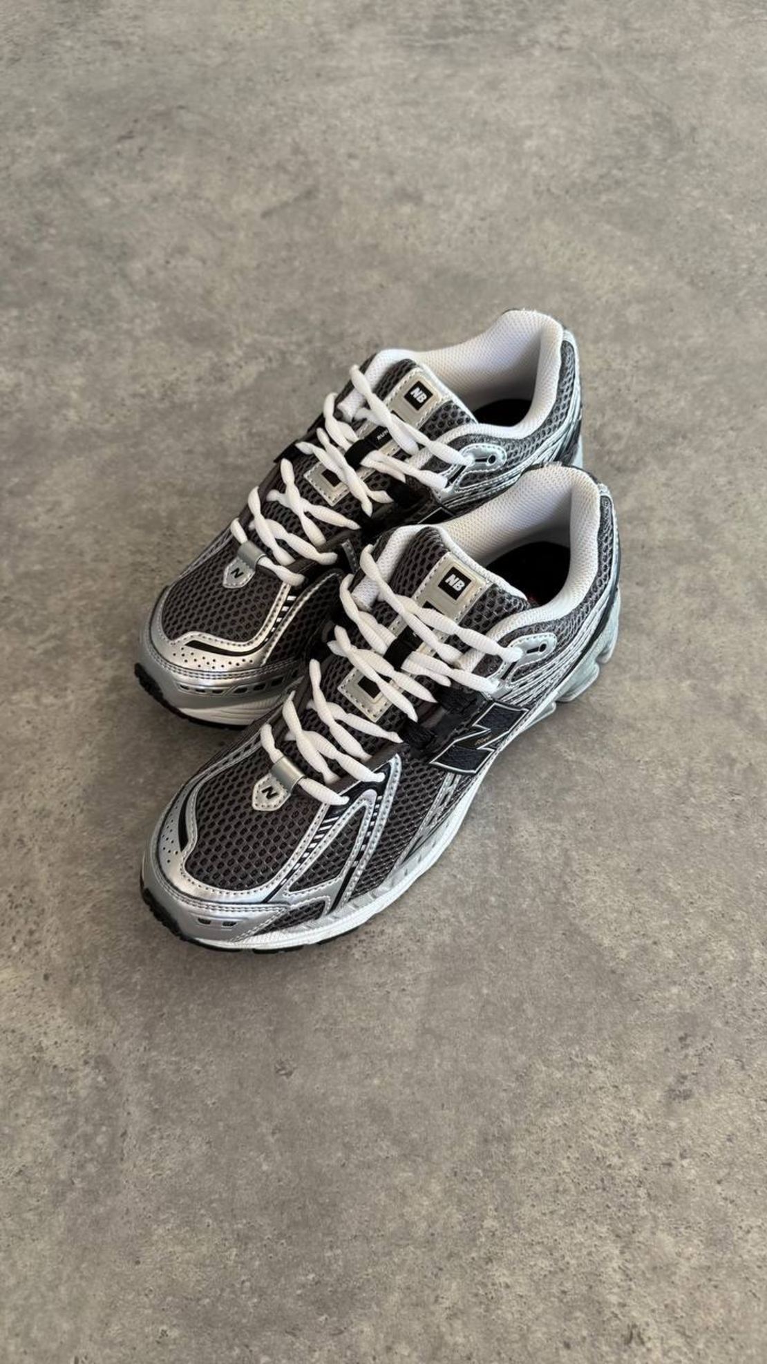 New Balance 1906 Silver Metallic U1906RCG