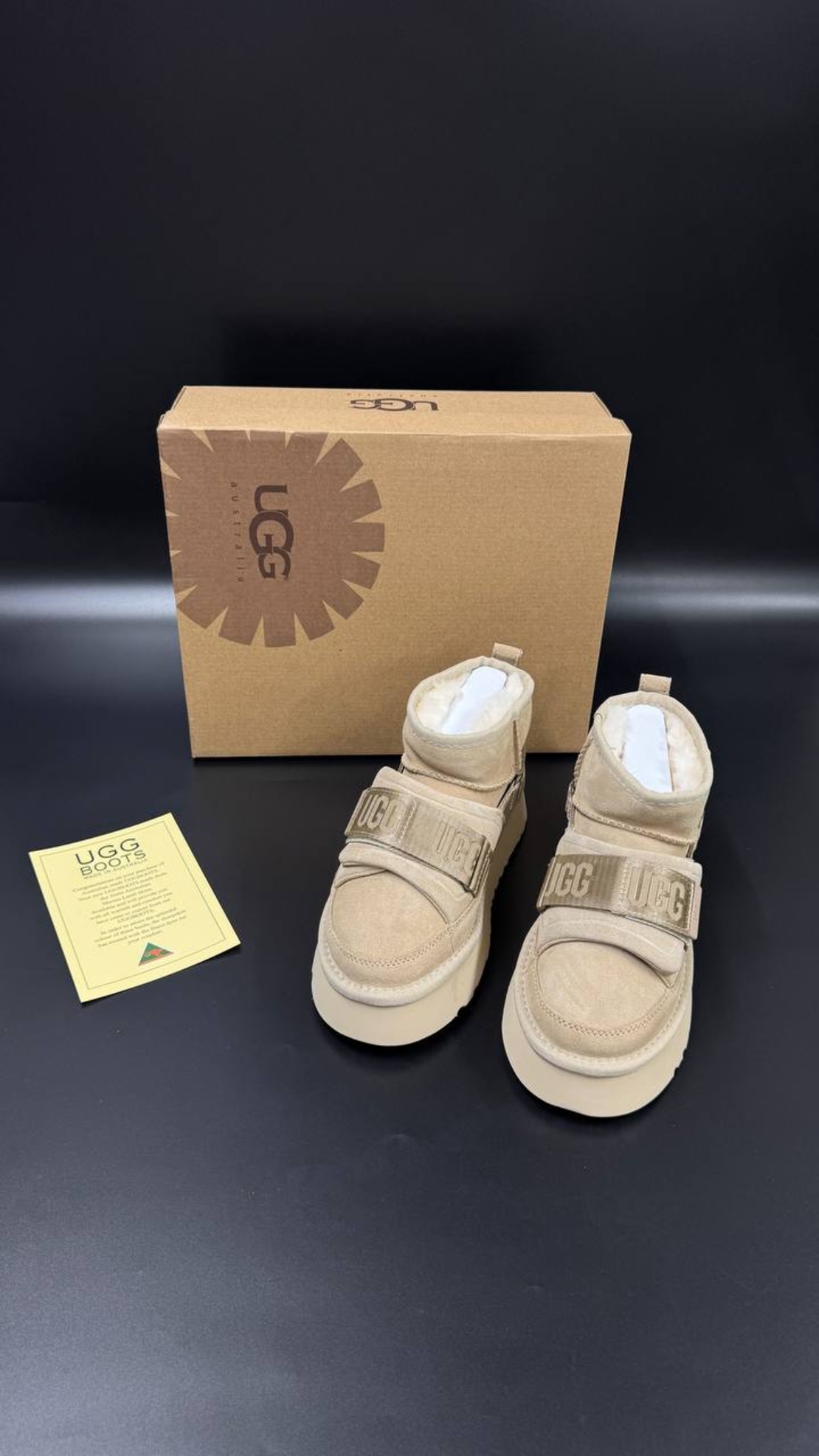 UGG