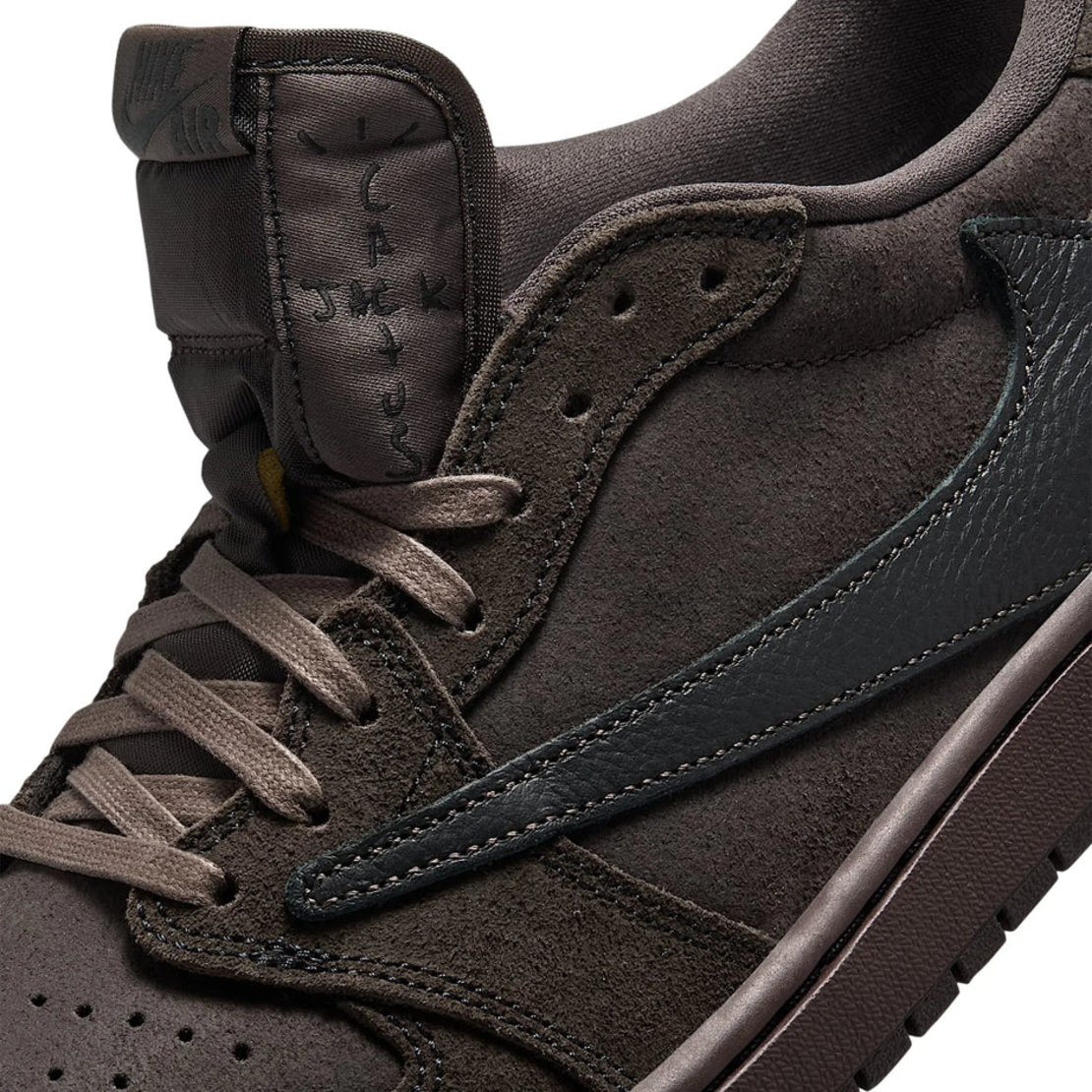 Air Jordan 1 Retro Low OG SP x Travis Scott 'Velvet Brown'
