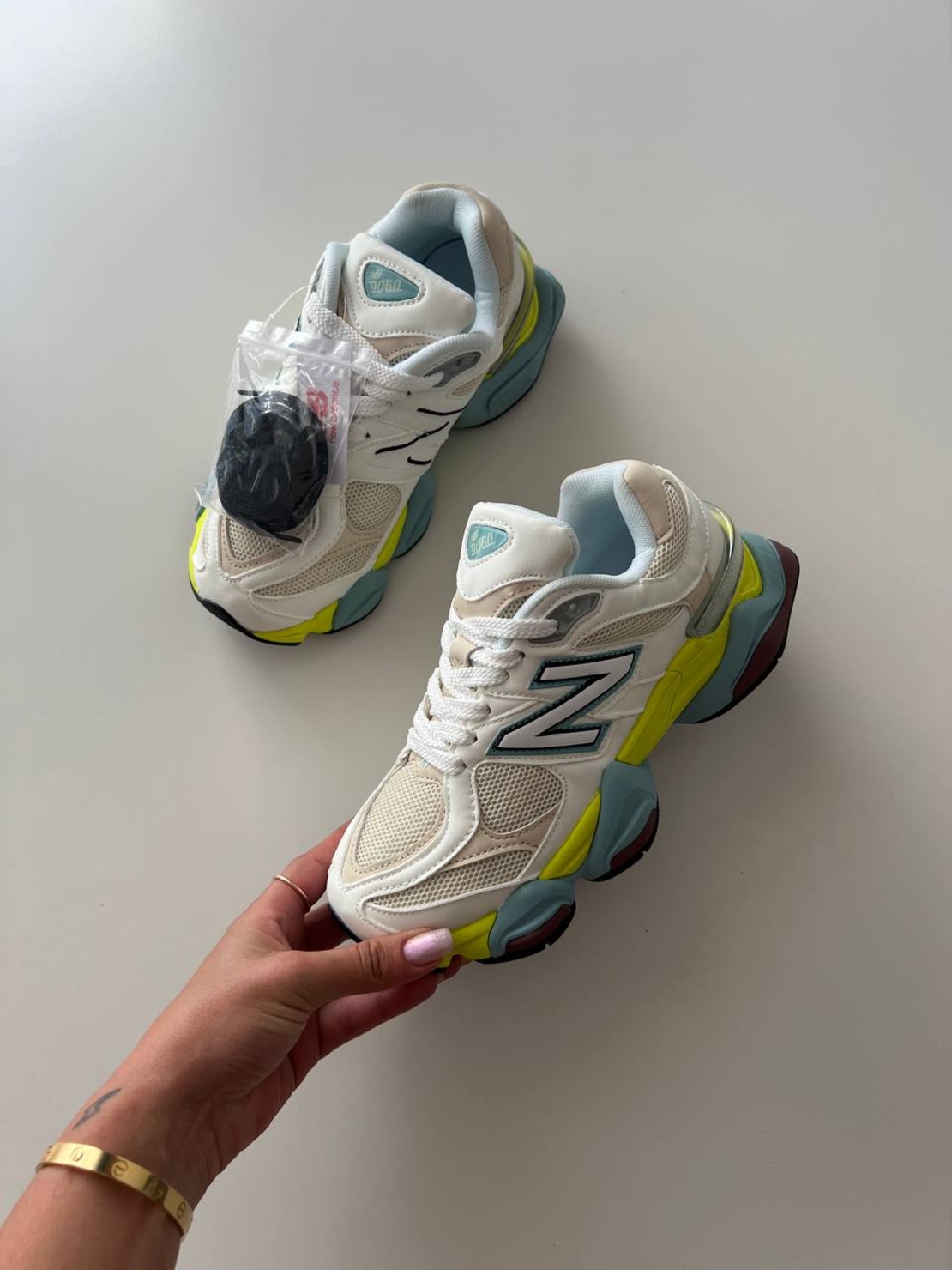 NEW BALANCE 9060 MOONBEAM VINTAGE ROSE