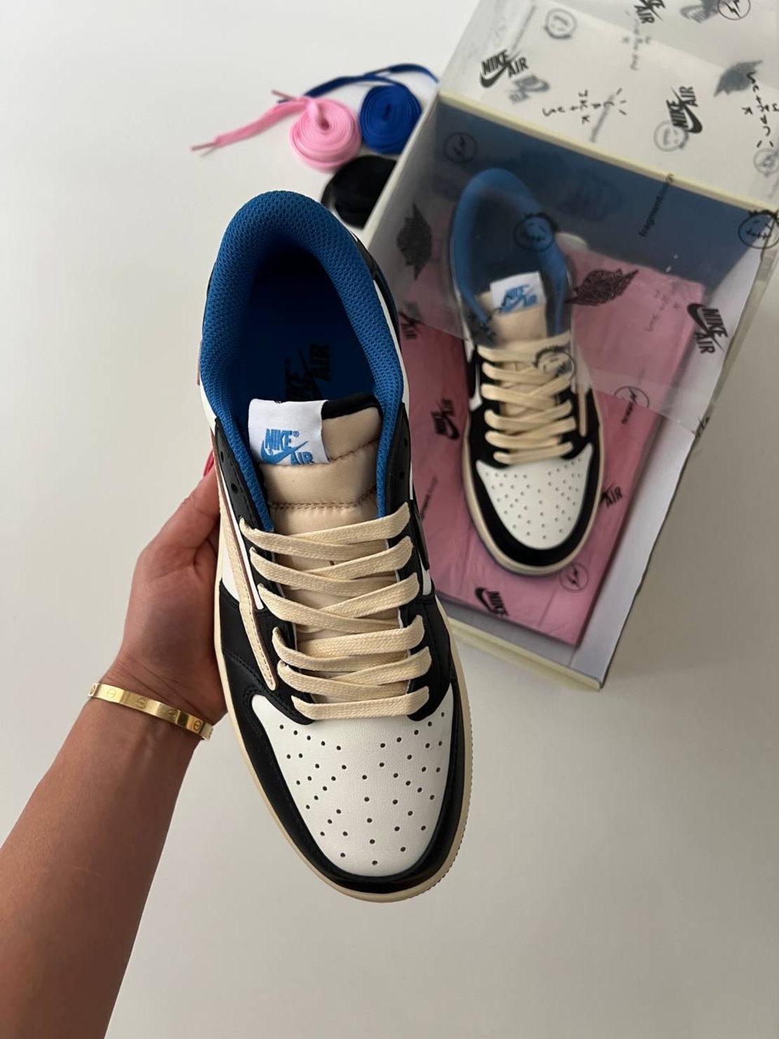 Travis Scott x Fragment x Air Jordan 1 Low