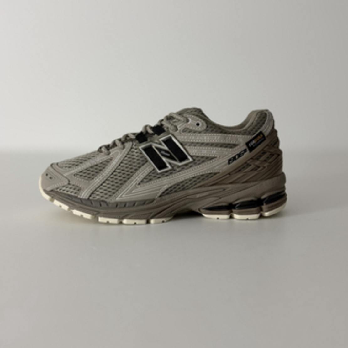 New Balance 1906r Cordura 