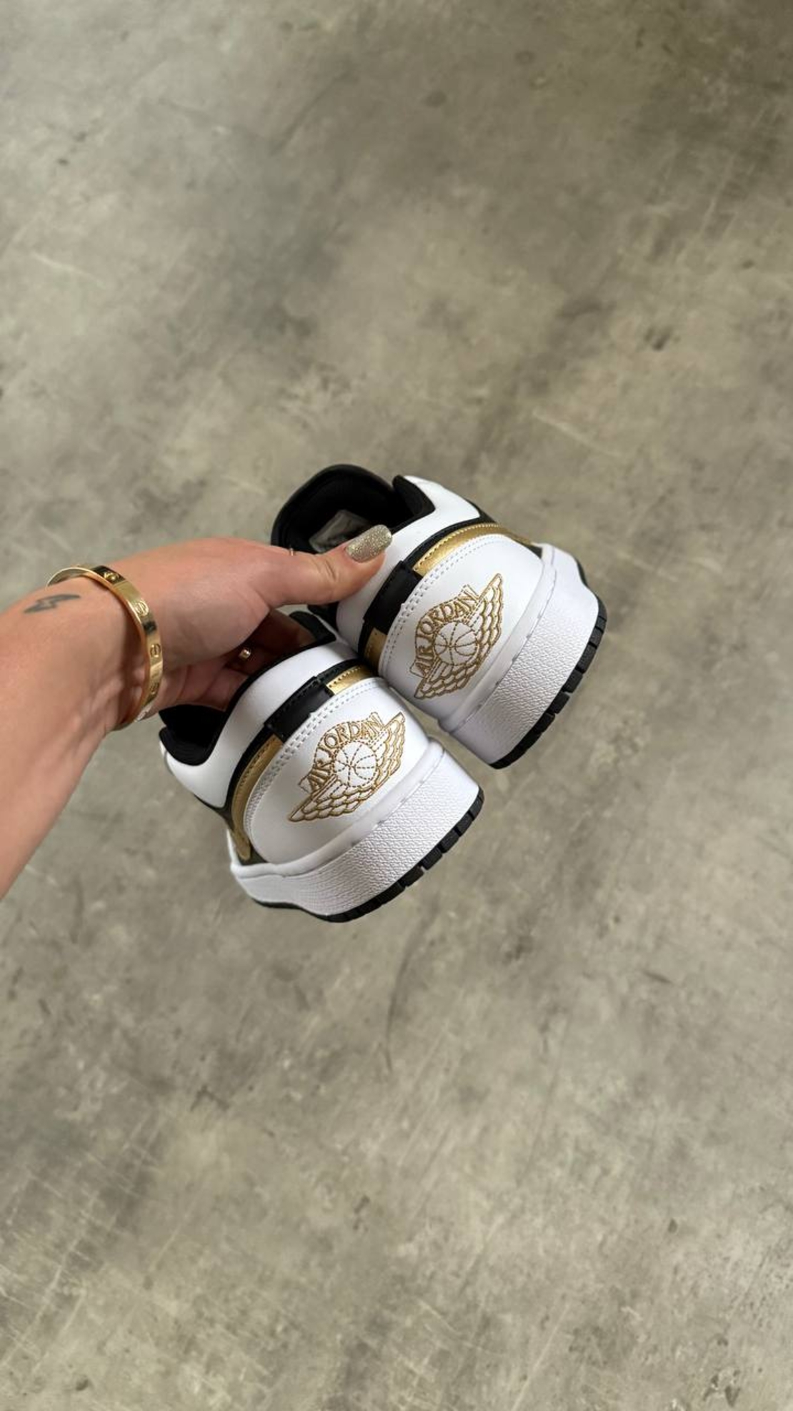 Air Jordan 1 Low “Gold Swoosh”