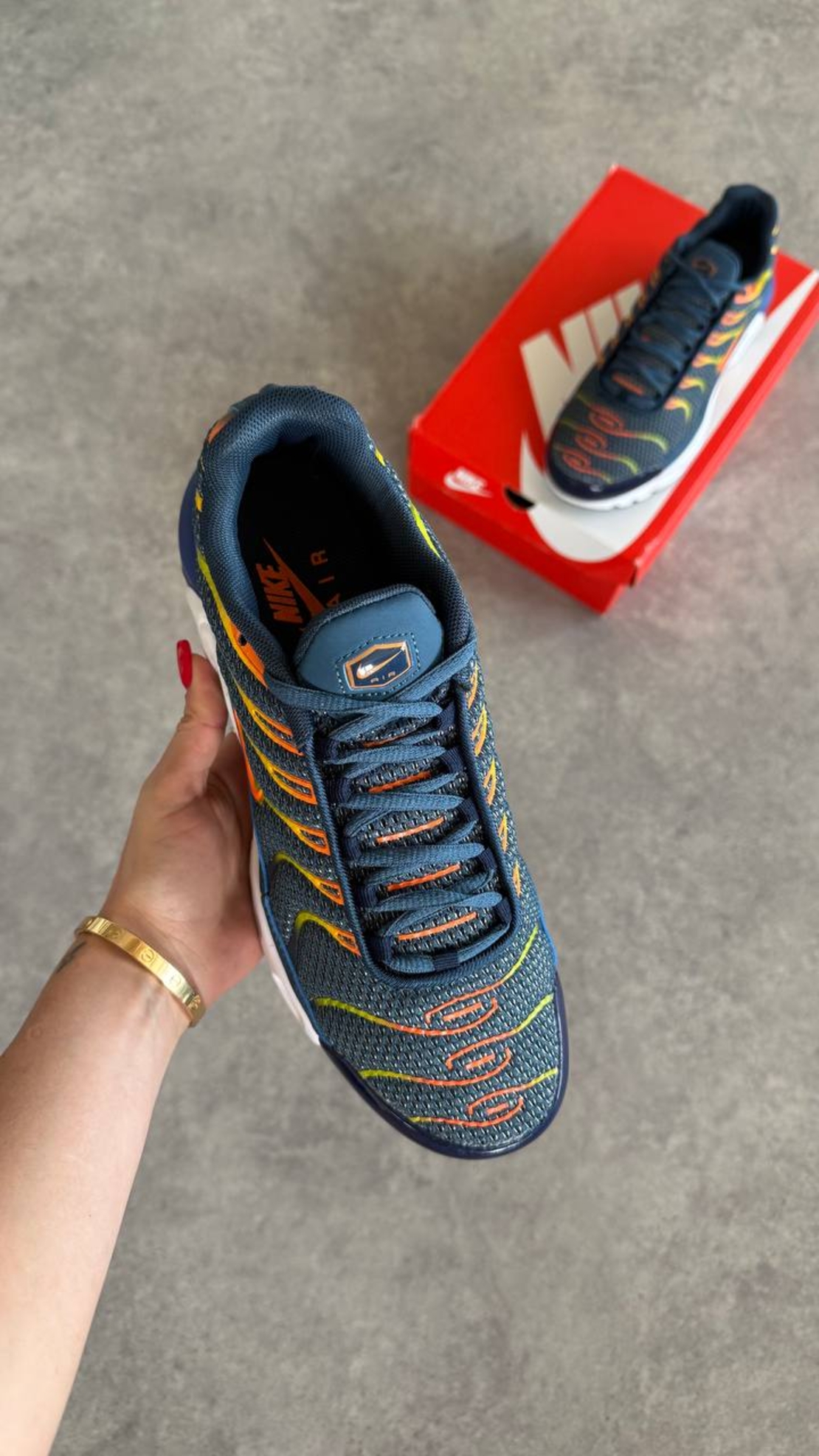 Nike Air Max Plus “Blue Void / University Gold”