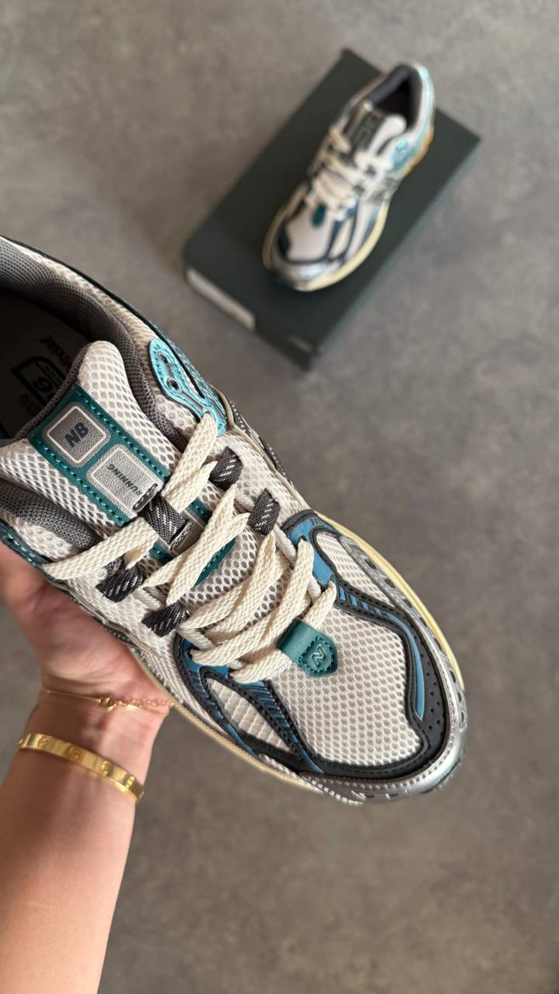 New Balance 1906R 