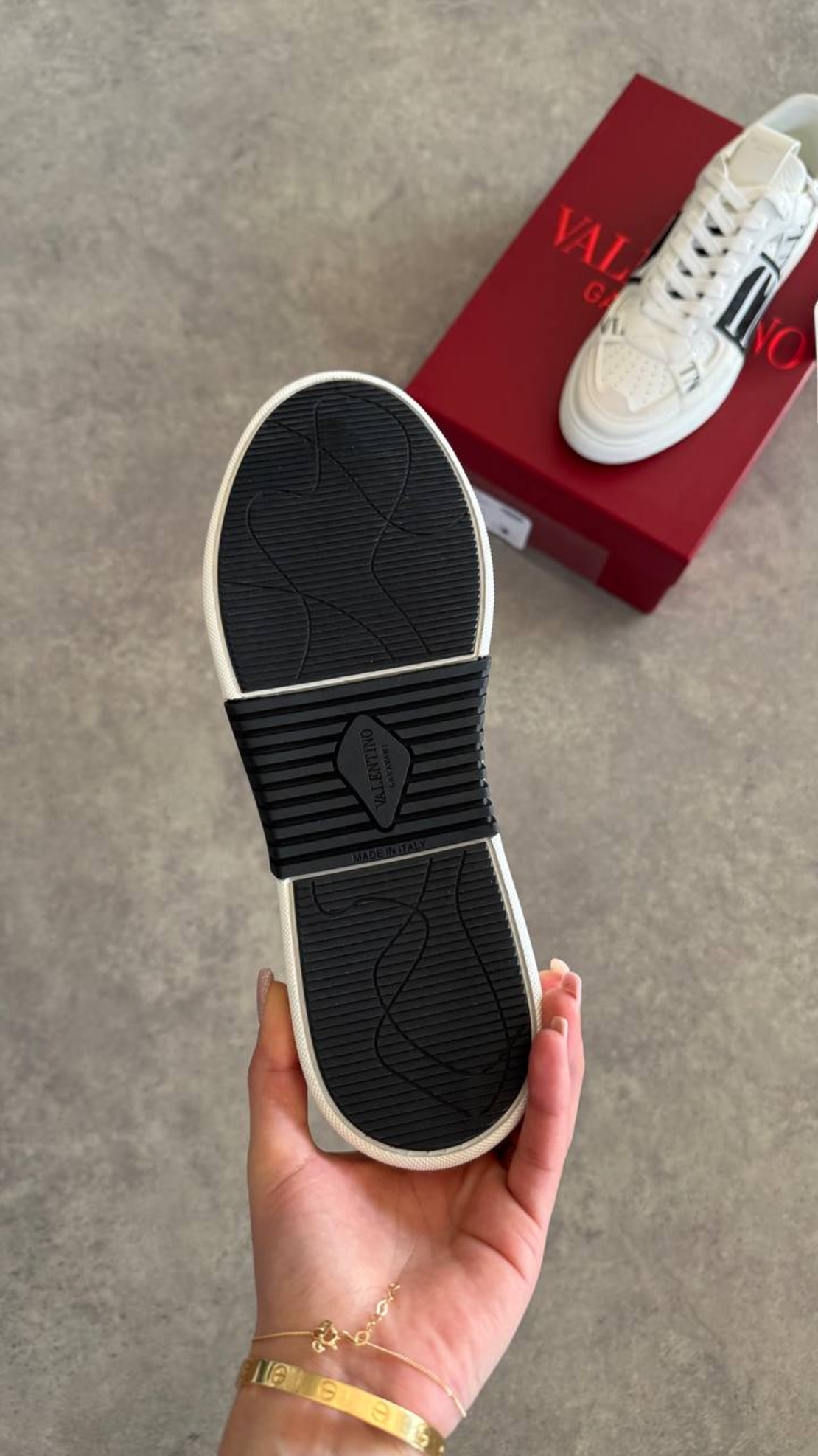 Valentino Garavani VL7N Signature Sneaker