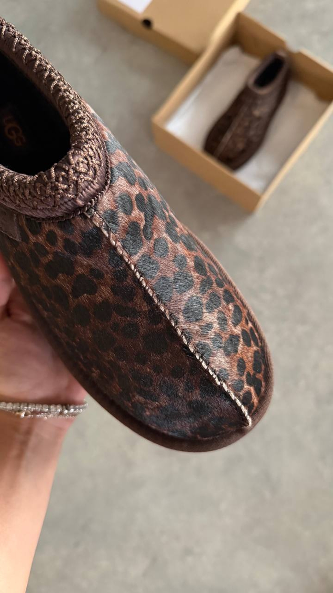 UGG Tazz Caspian “Burnt Cedar”