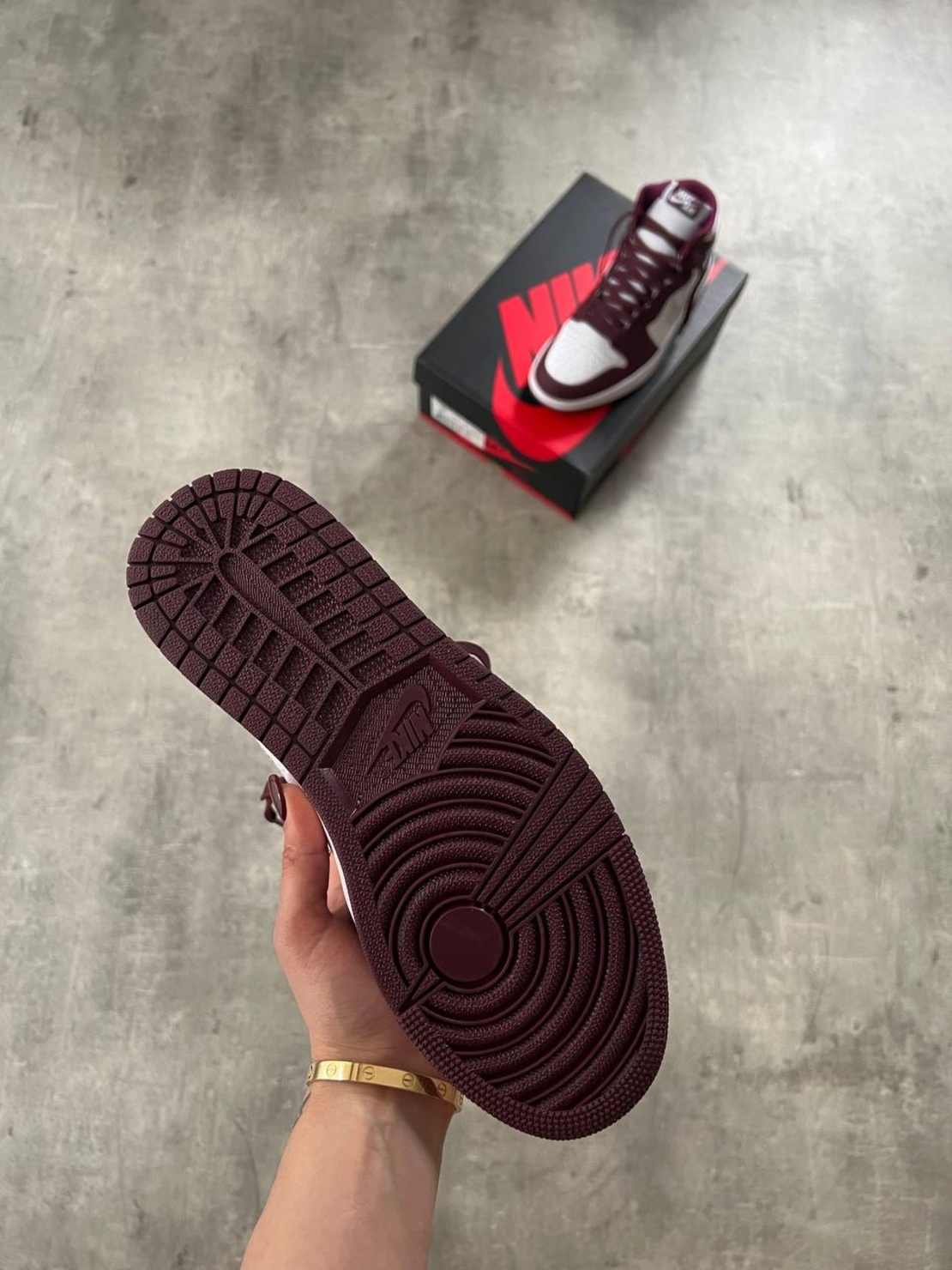 Air Jordan 1 OG BORDEAUX