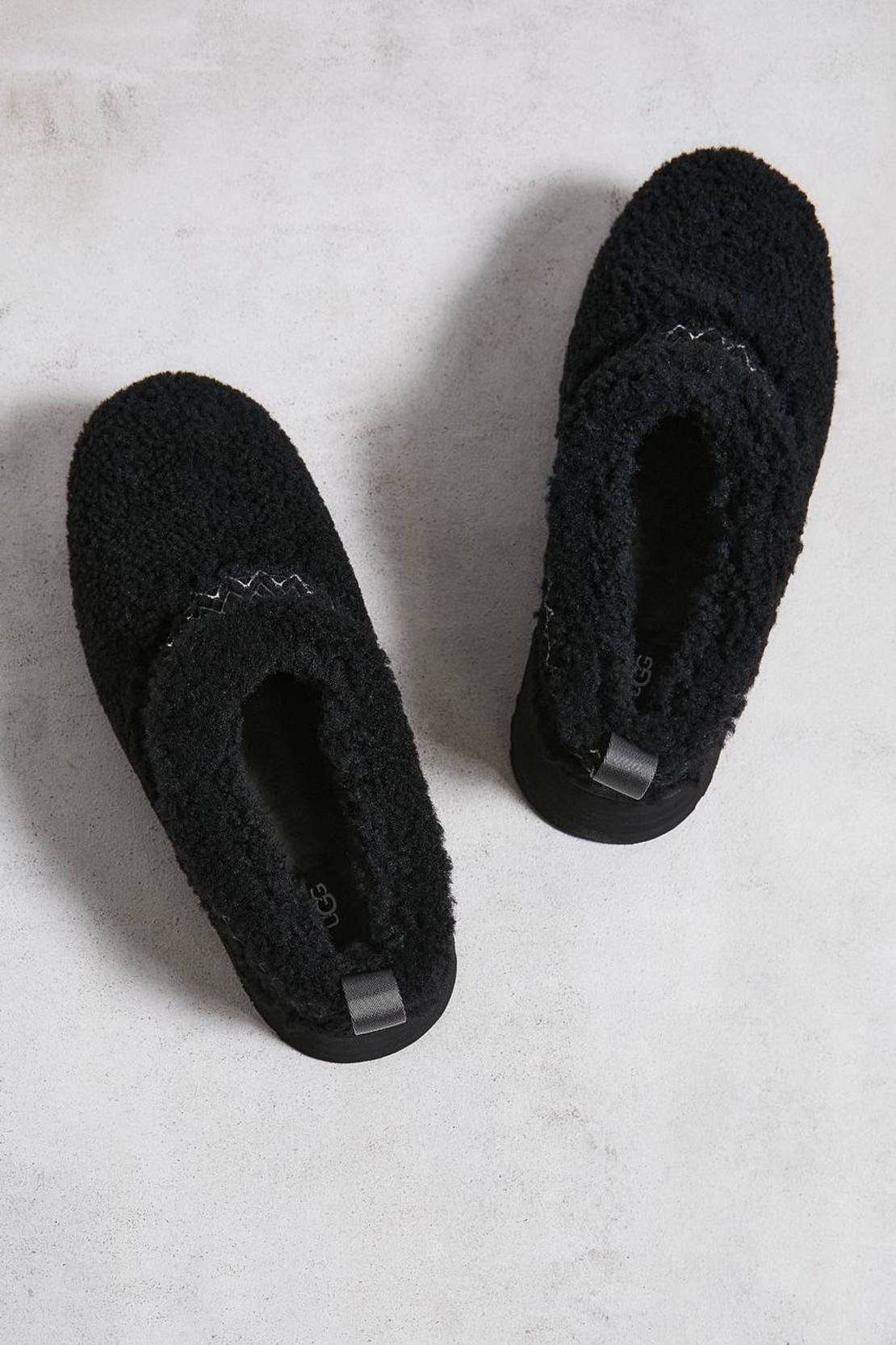 UGG Tazz Fluffy Braided Slippers “Black”