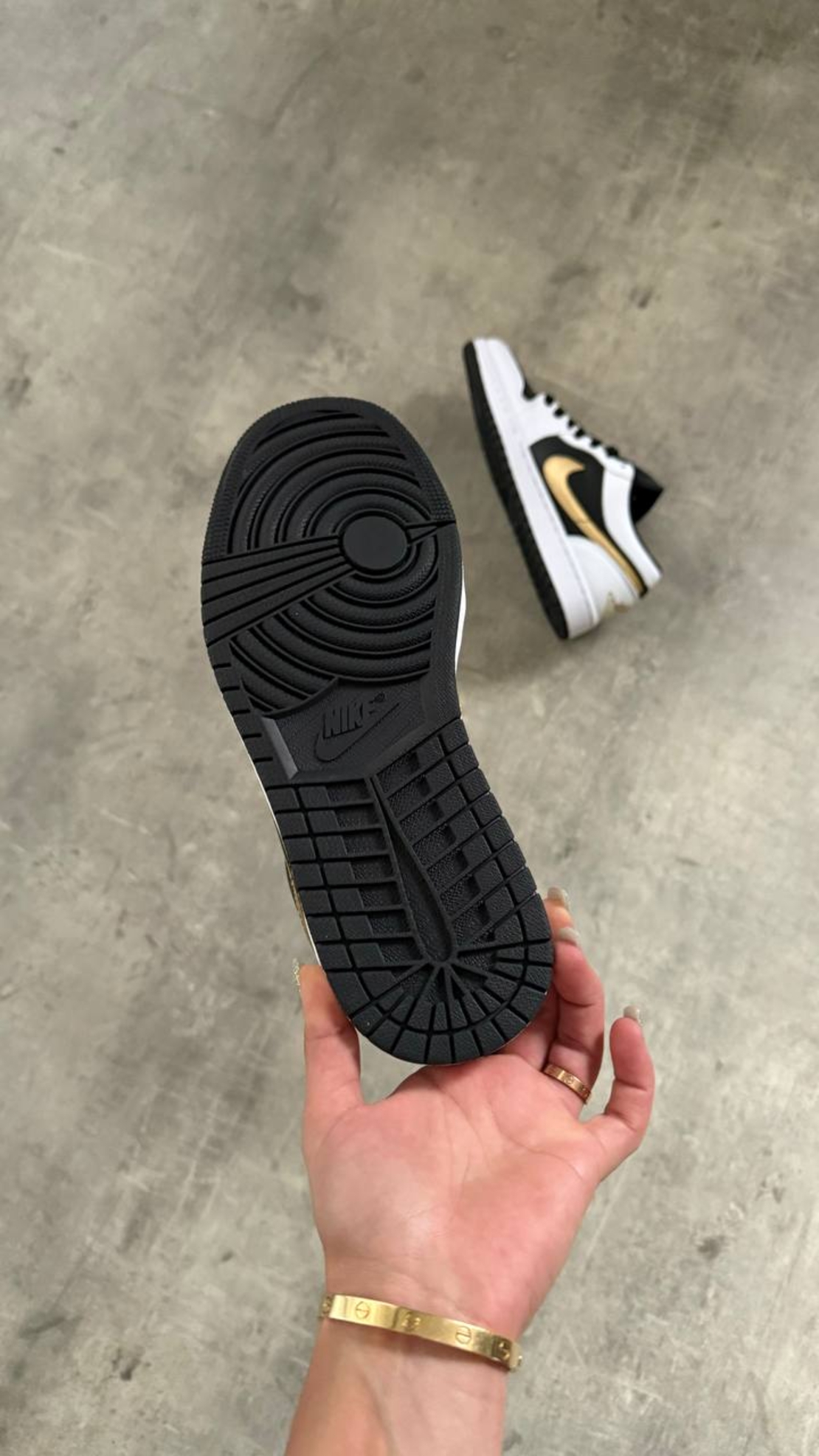 Air Jordan 1 Low “Gold Swoosh”