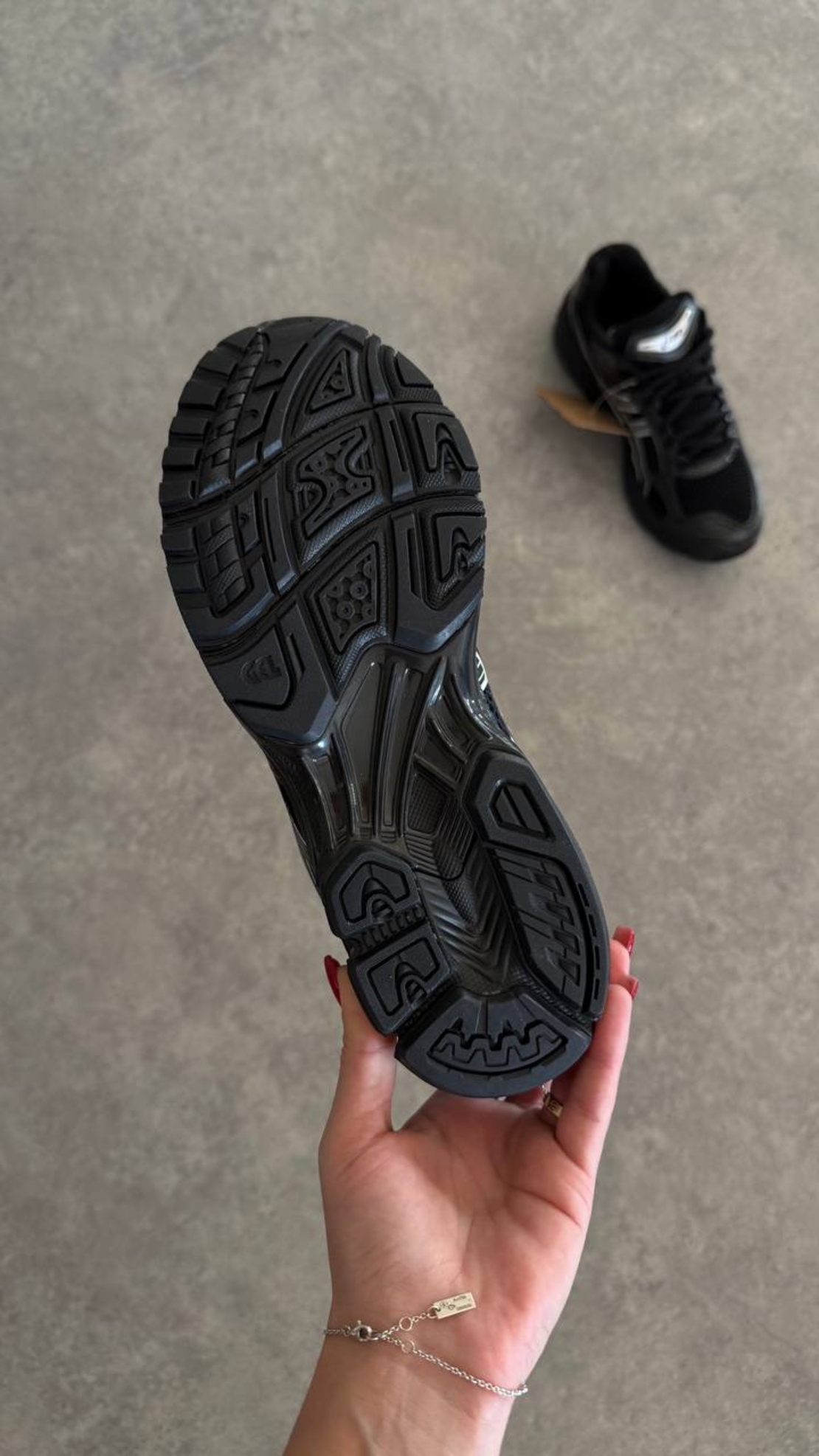 Asics Gel-Kayano Black