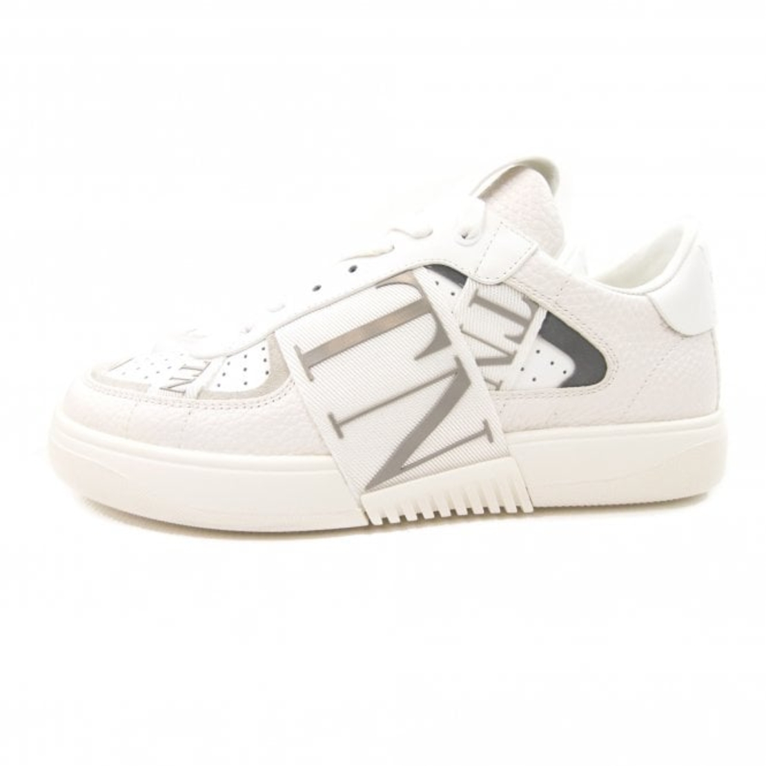 Valentino Garavani VL7N Signature Sneaker 2