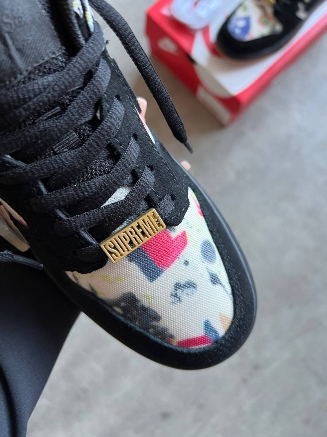 Supreme x Nike SB Dunk Low