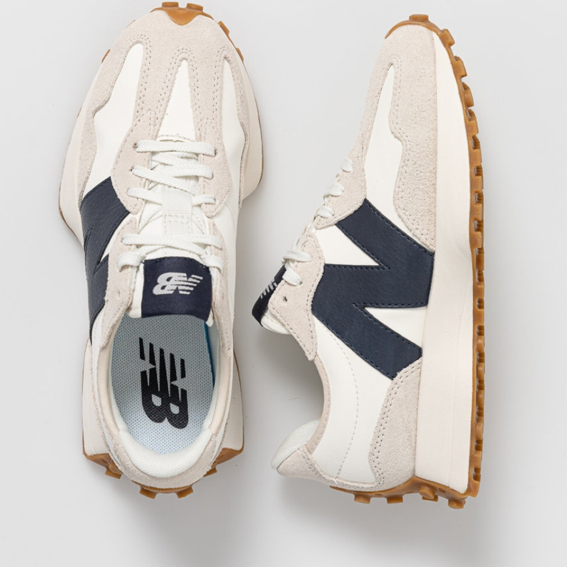 New Balance 327 “Moonbeam”