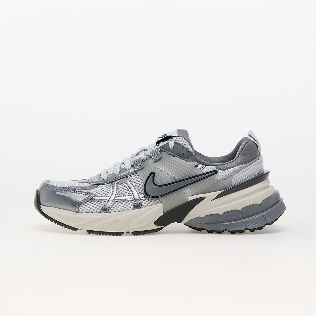 Nike V2K RUN 