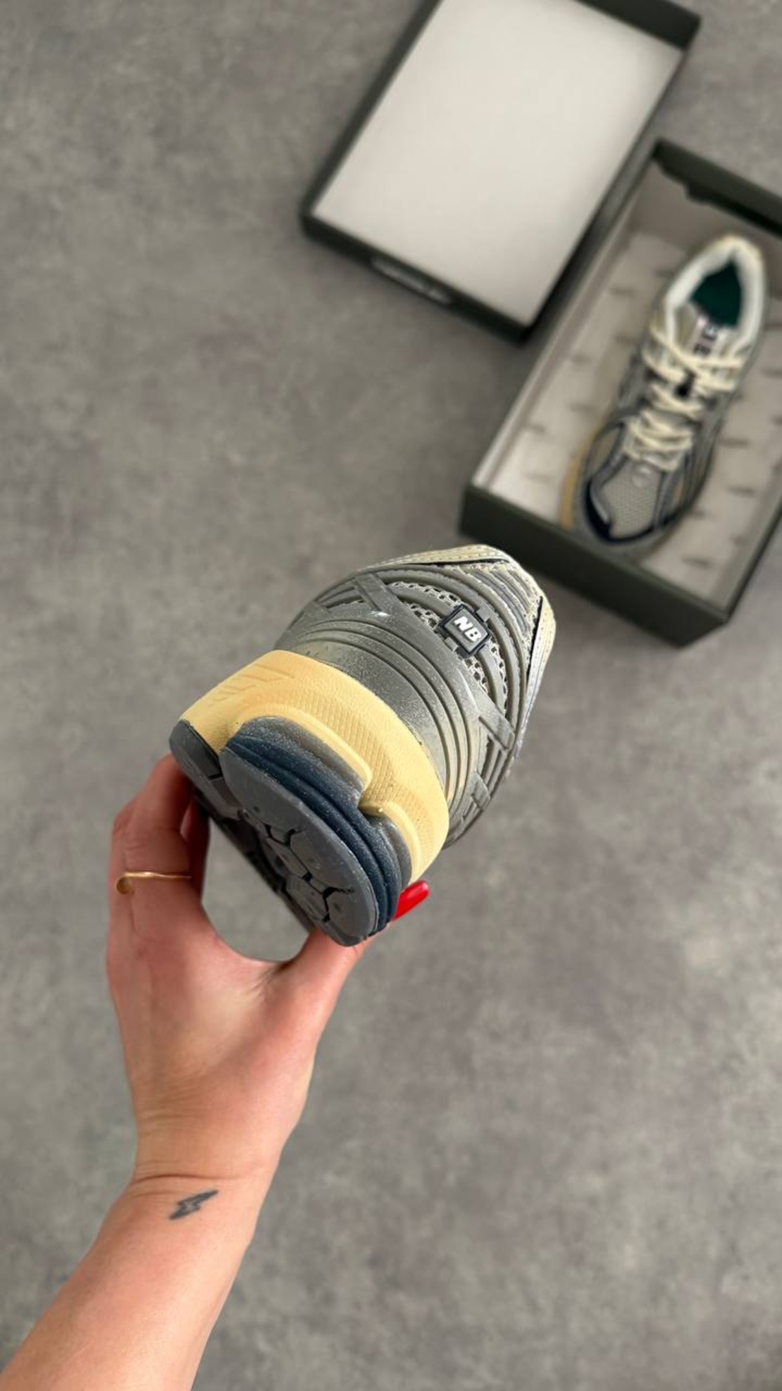 New Balance x thisisneverthat 1906R