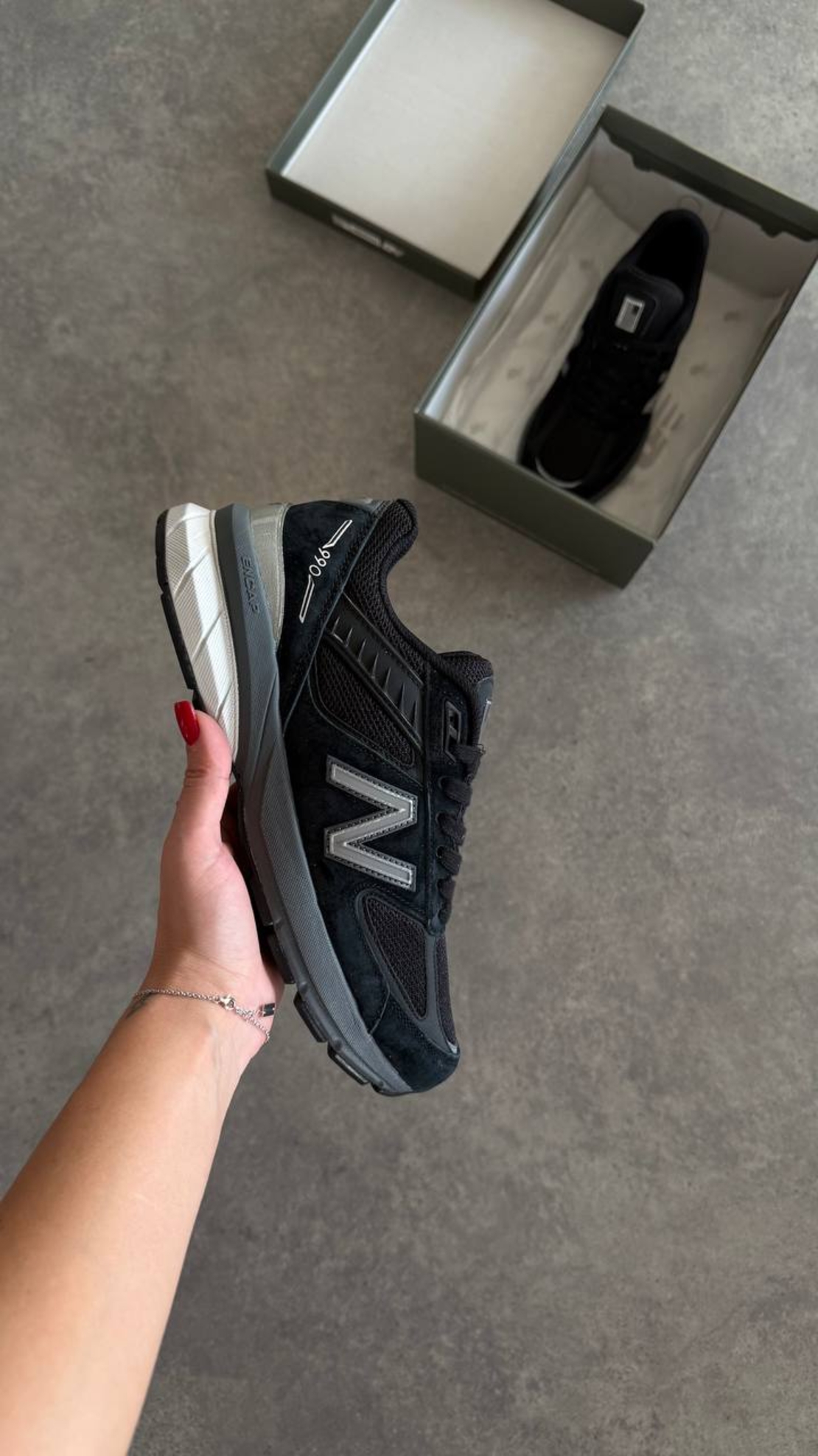 New Balance Made in USA 990v5 Black