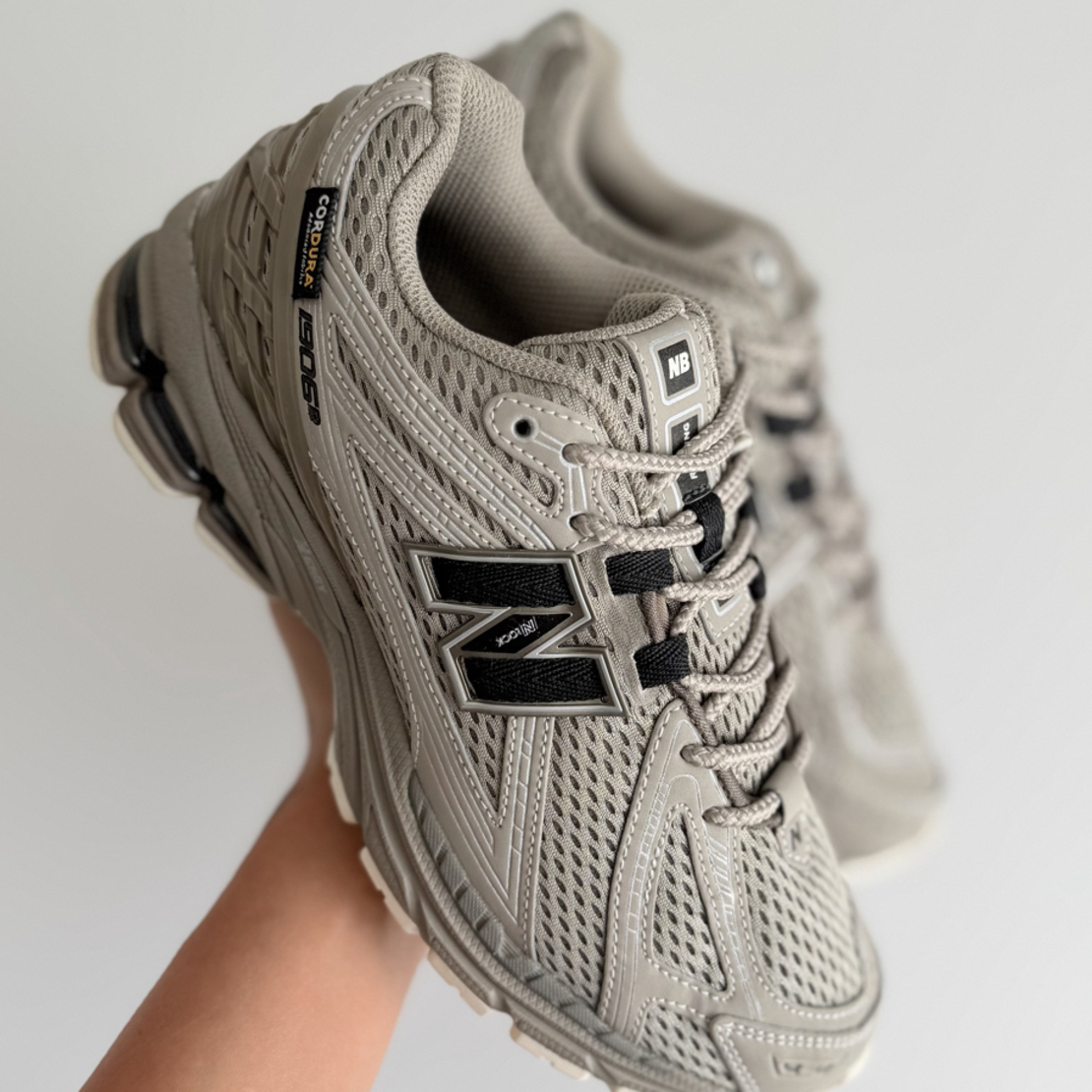 New Balance 1906r Cordura "Arid Stone"
