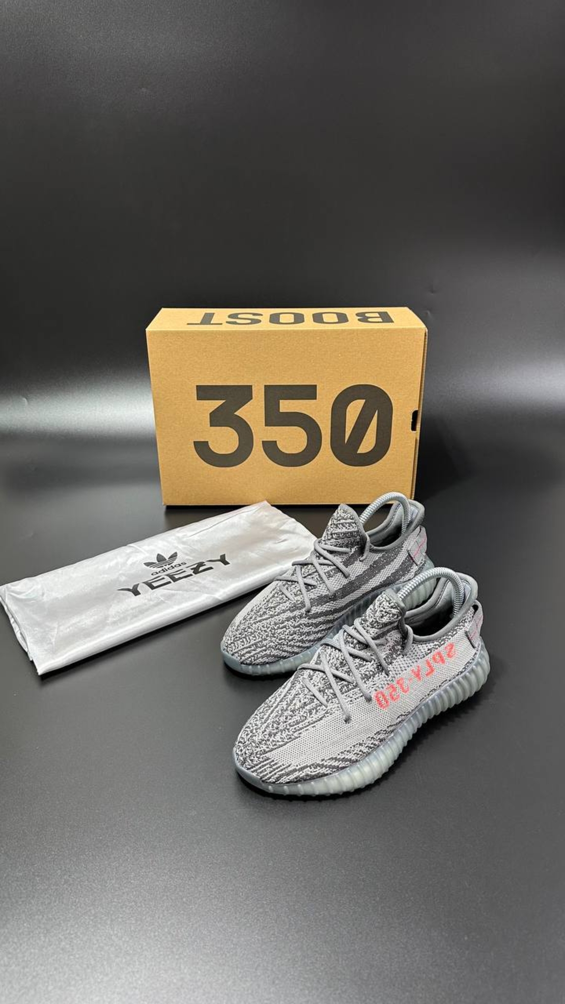 Adidas Yeezy Boost 350 V2 