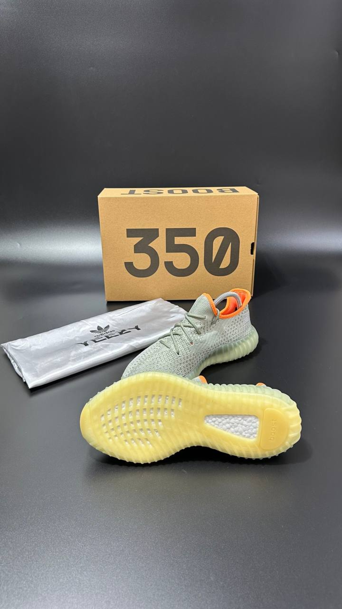 Adidas Yeezy Boost 350 V2 