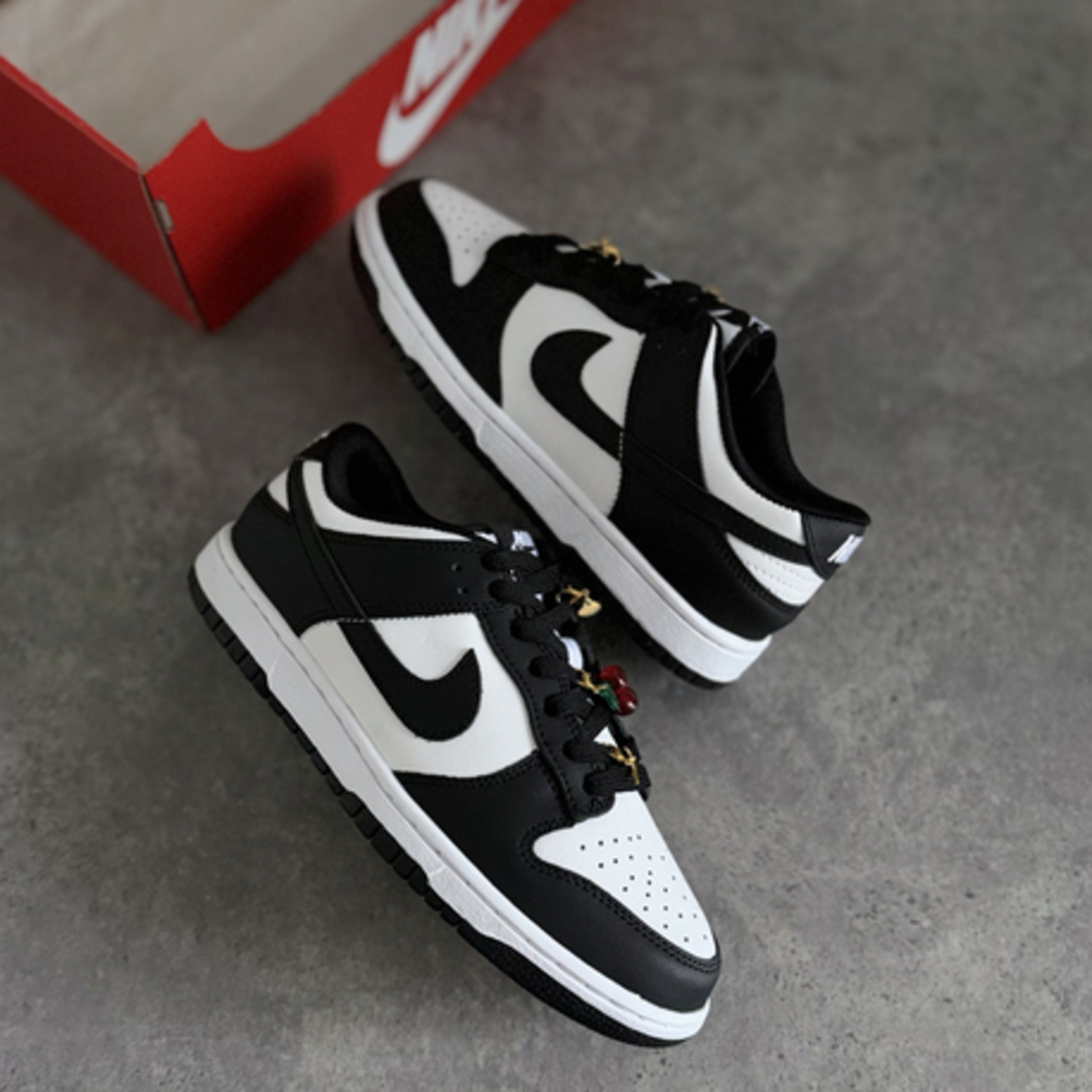 Dunk Low Panda “Cherry”
