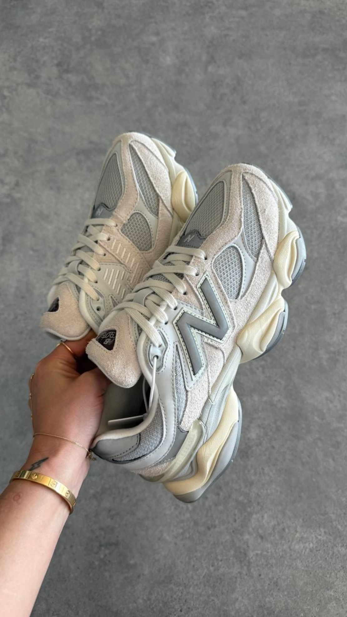 New Balance 9060 „LNY Collection Grey“