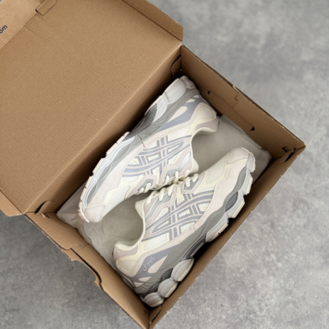 Gel NYC Running White Grey