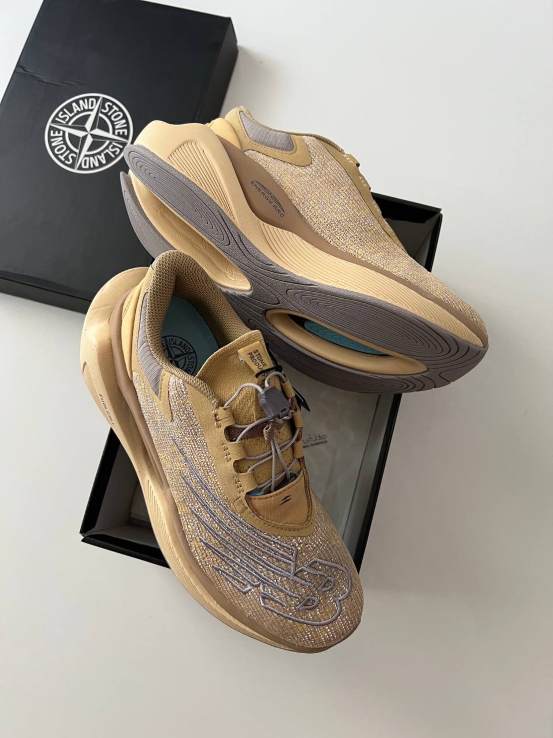 New Balance  X Stone Island Fuel Cell