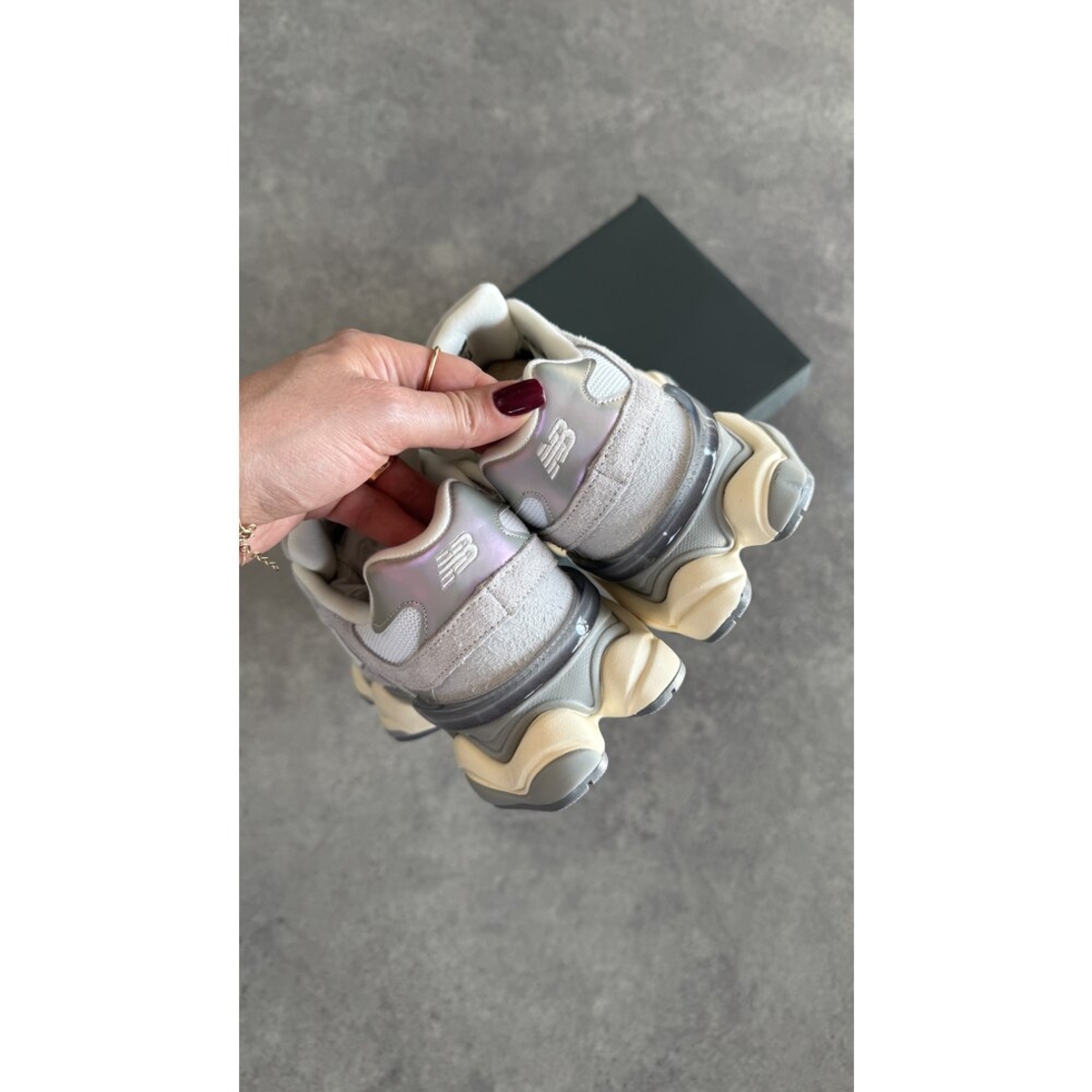 New Balance 9060 “Light Grey White”