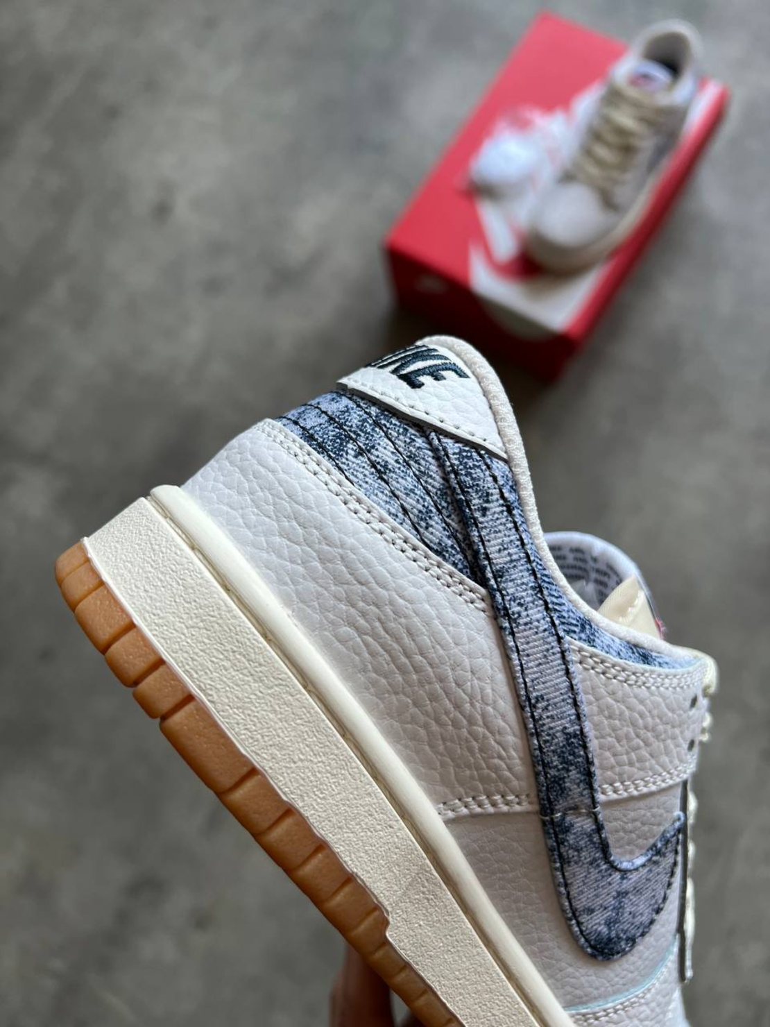 Dunk Low Washed Denim