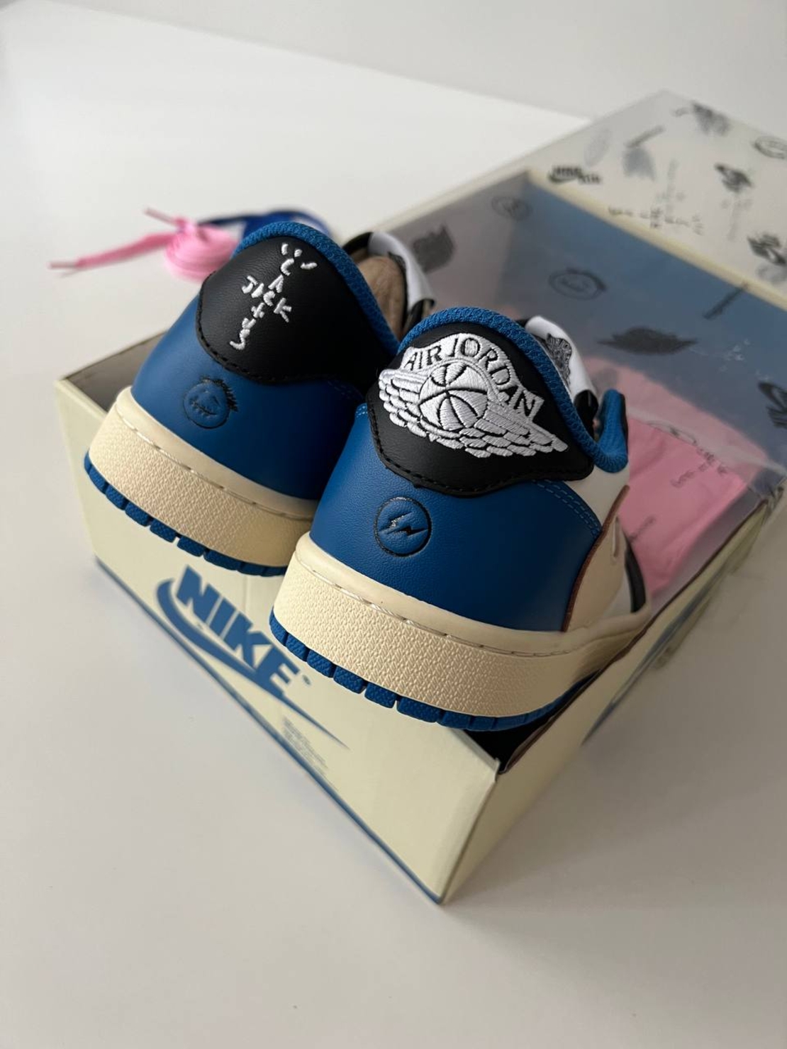 Travis Scott x Fragment x Air Jordan 1 Low