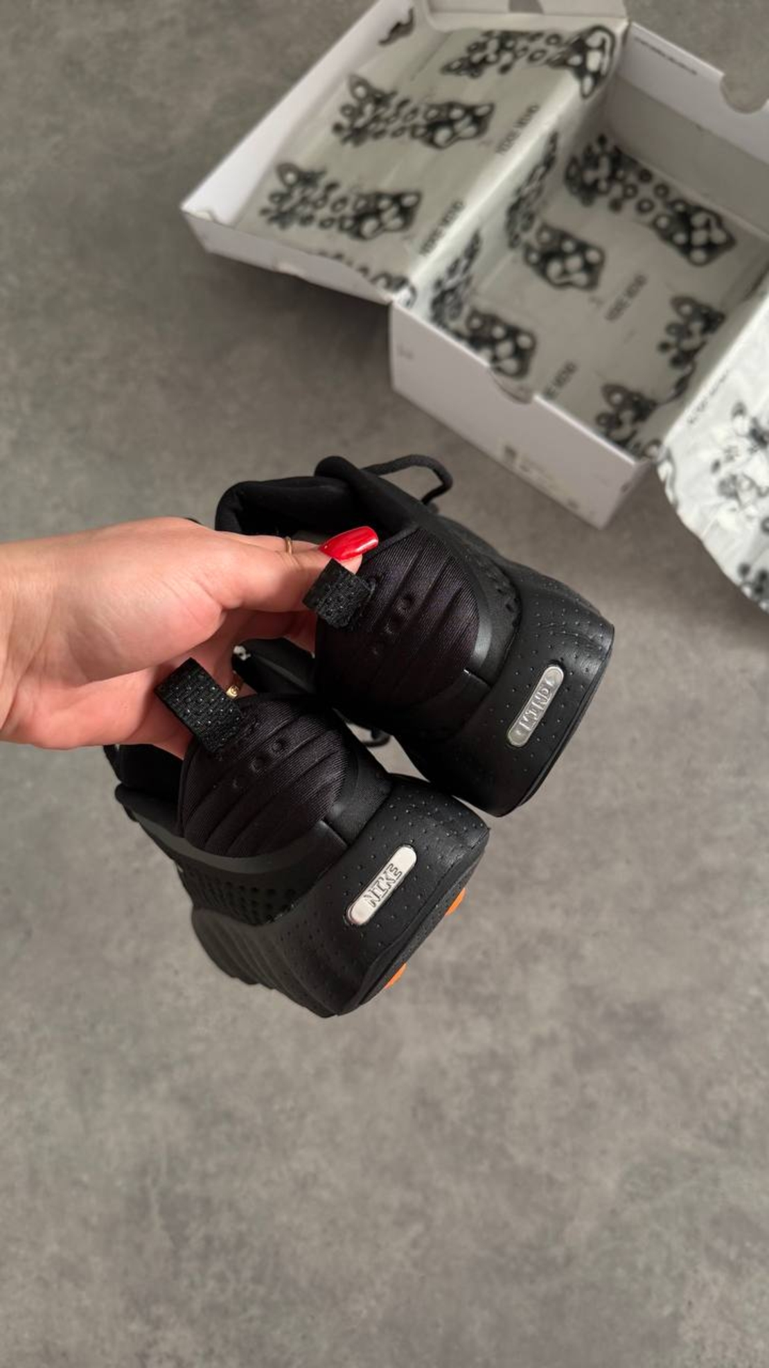 Nike Mind “Black”