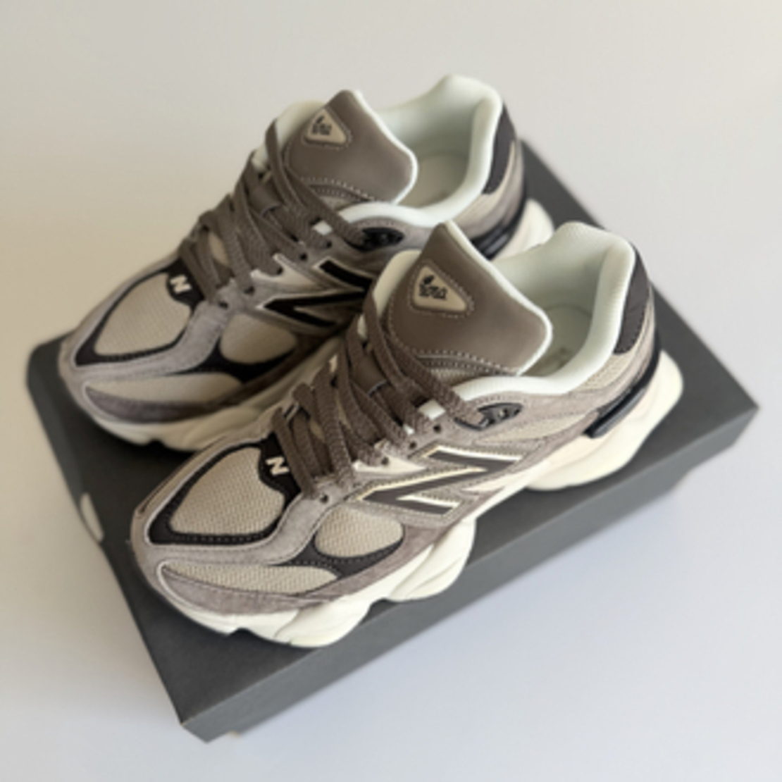 New Balance 9060 "Thunder Brown"