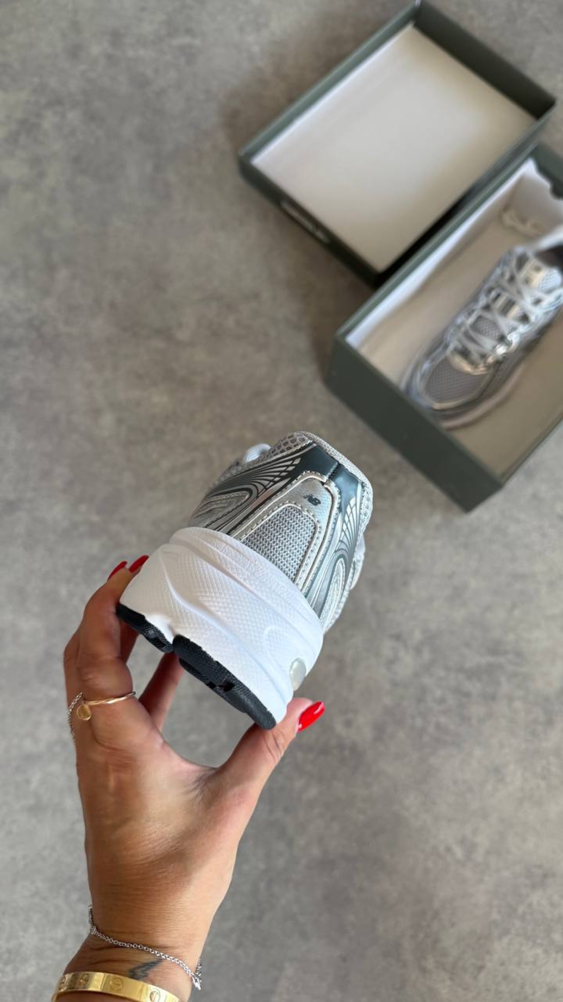 New Balance 740 “Silver”
