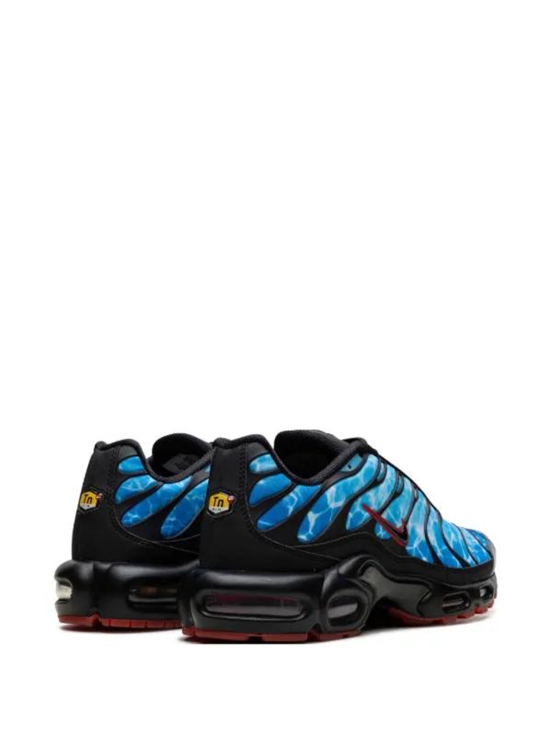 nike-air-max-tn-shark-attack