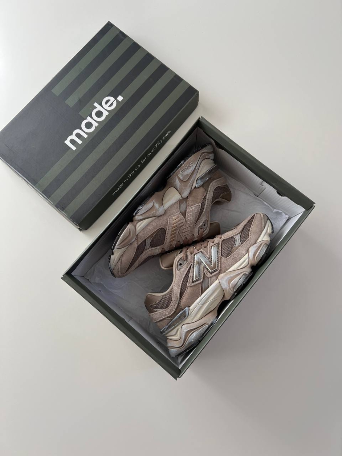 New Balance 9060 Mushroom