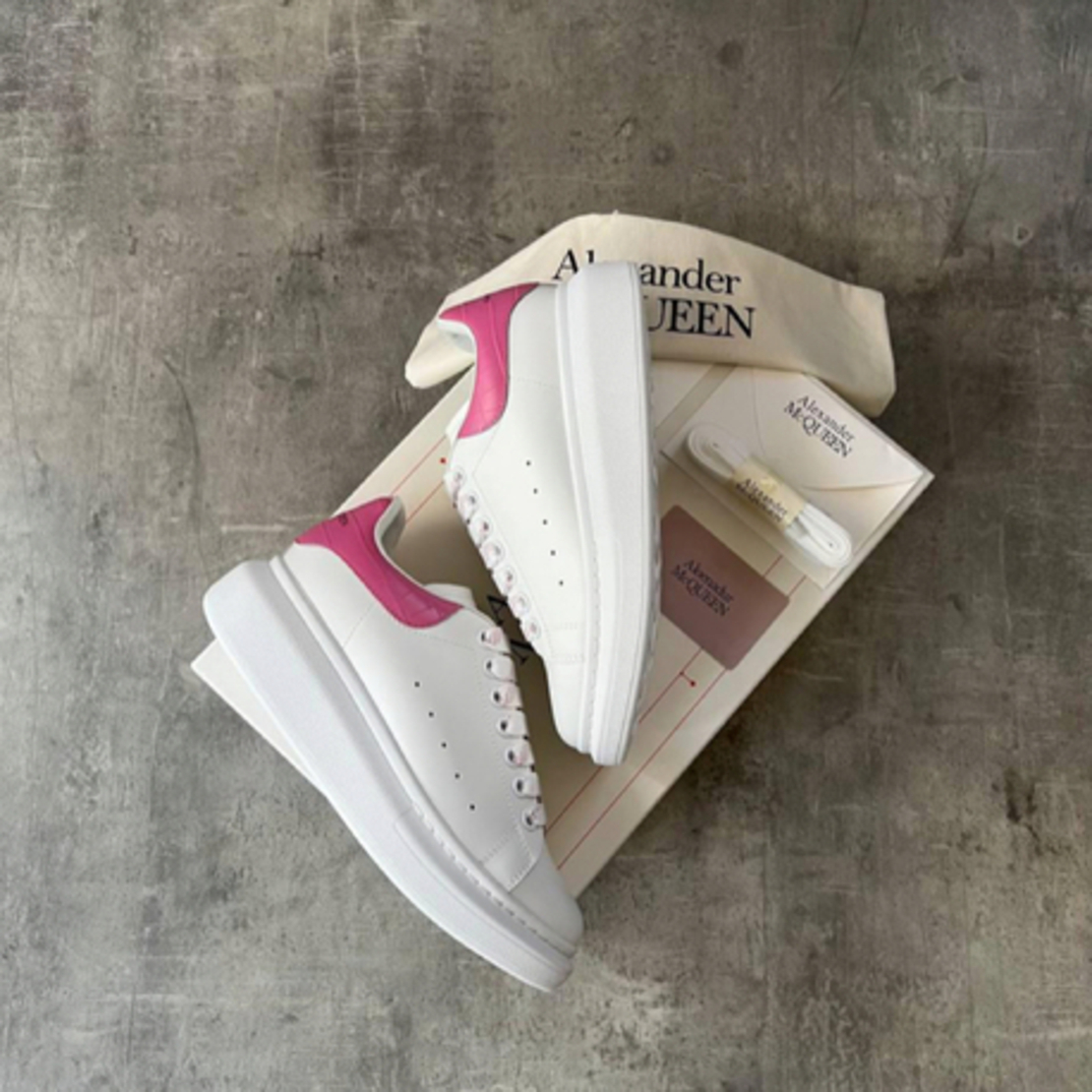 McQueen Pink Premium  “EXTRA İNDİRİMLİ DİP FİYAT”