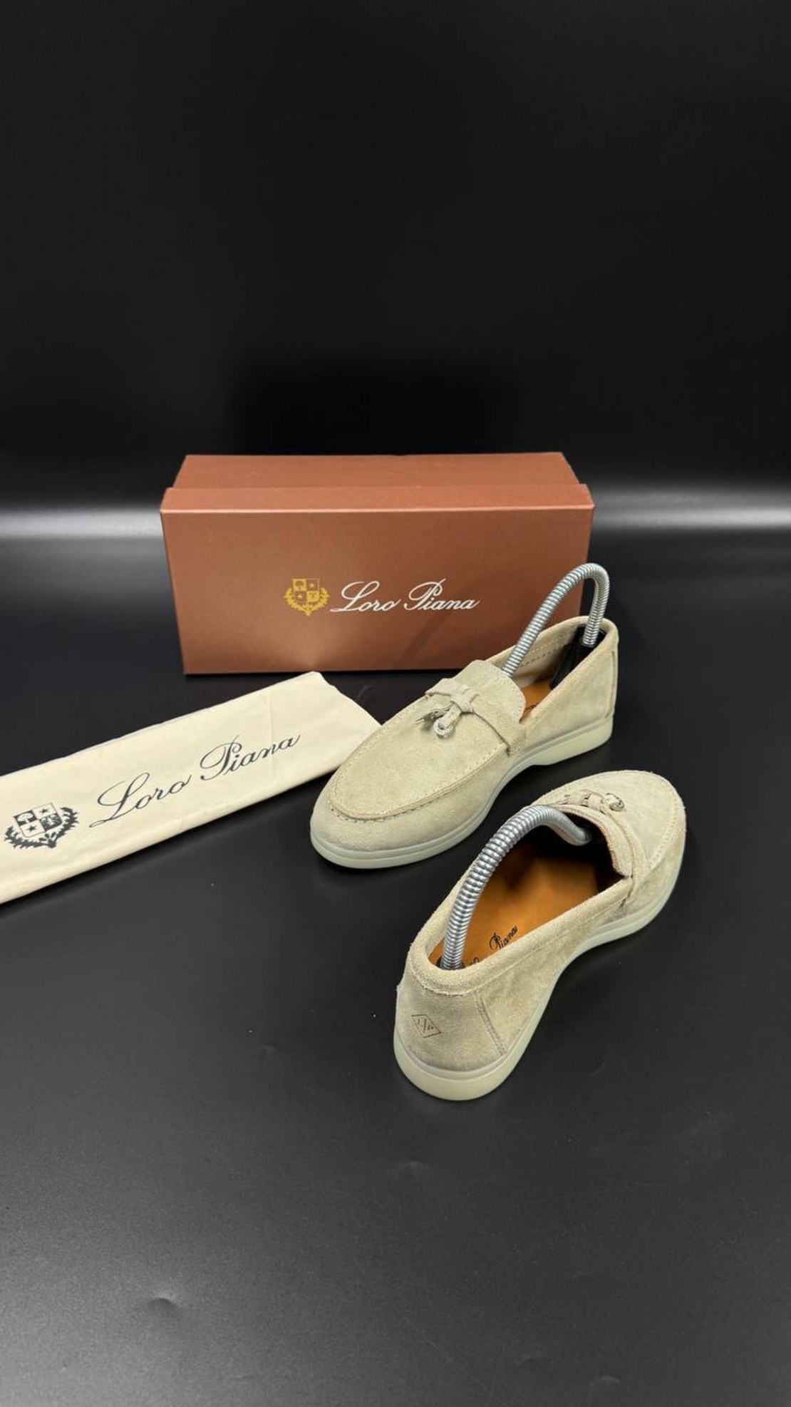 Loro Piana 5