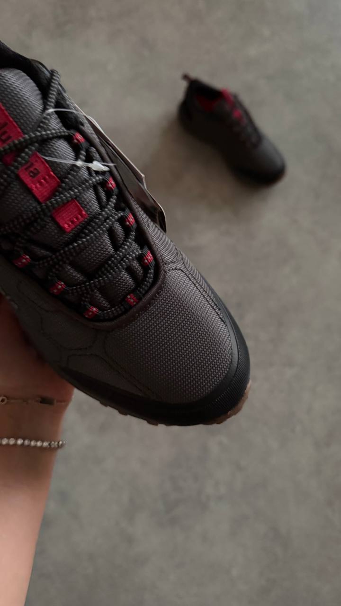 Columbia “WATERPROOF” CRG