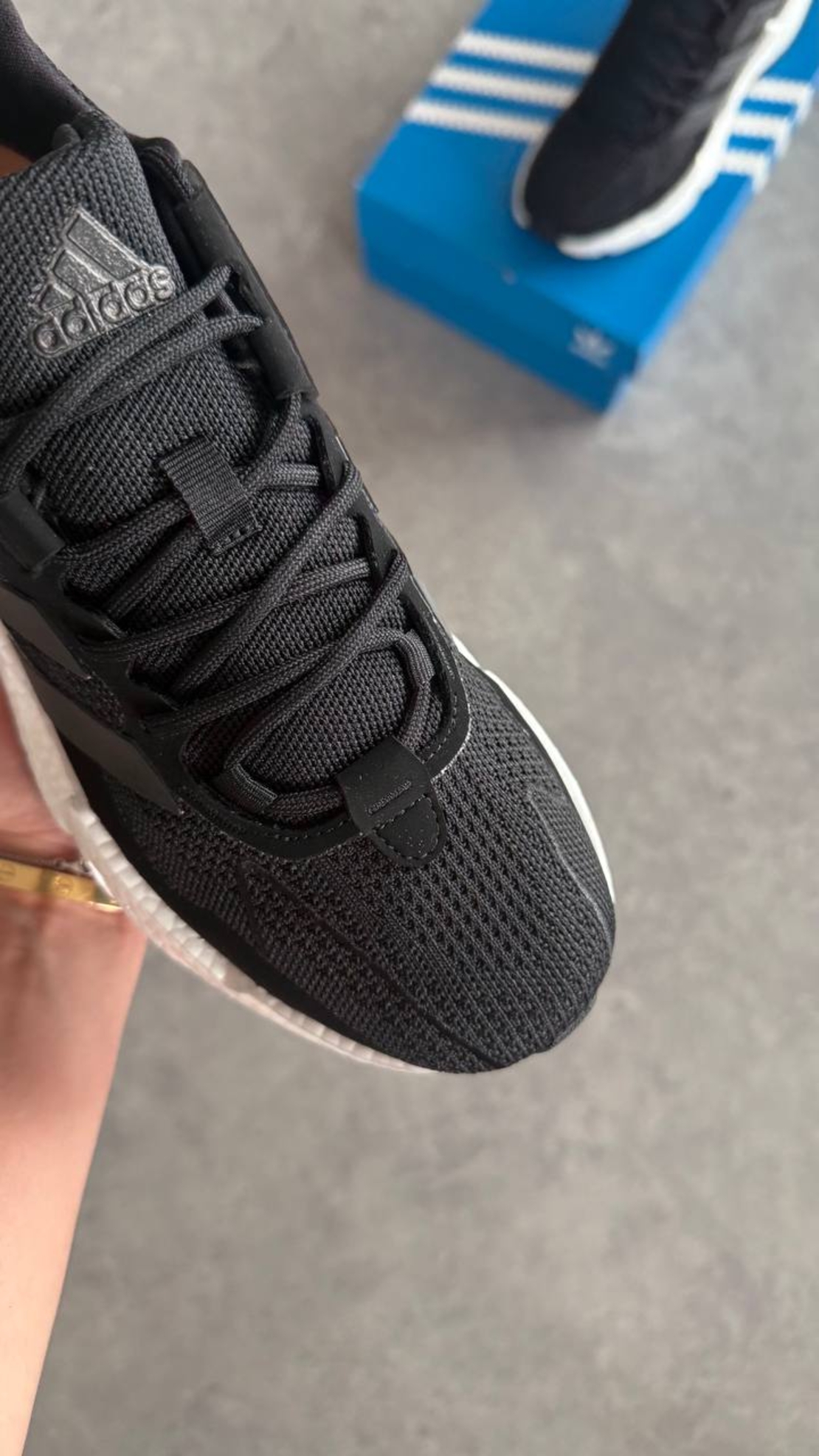 Adidas X9000L4 