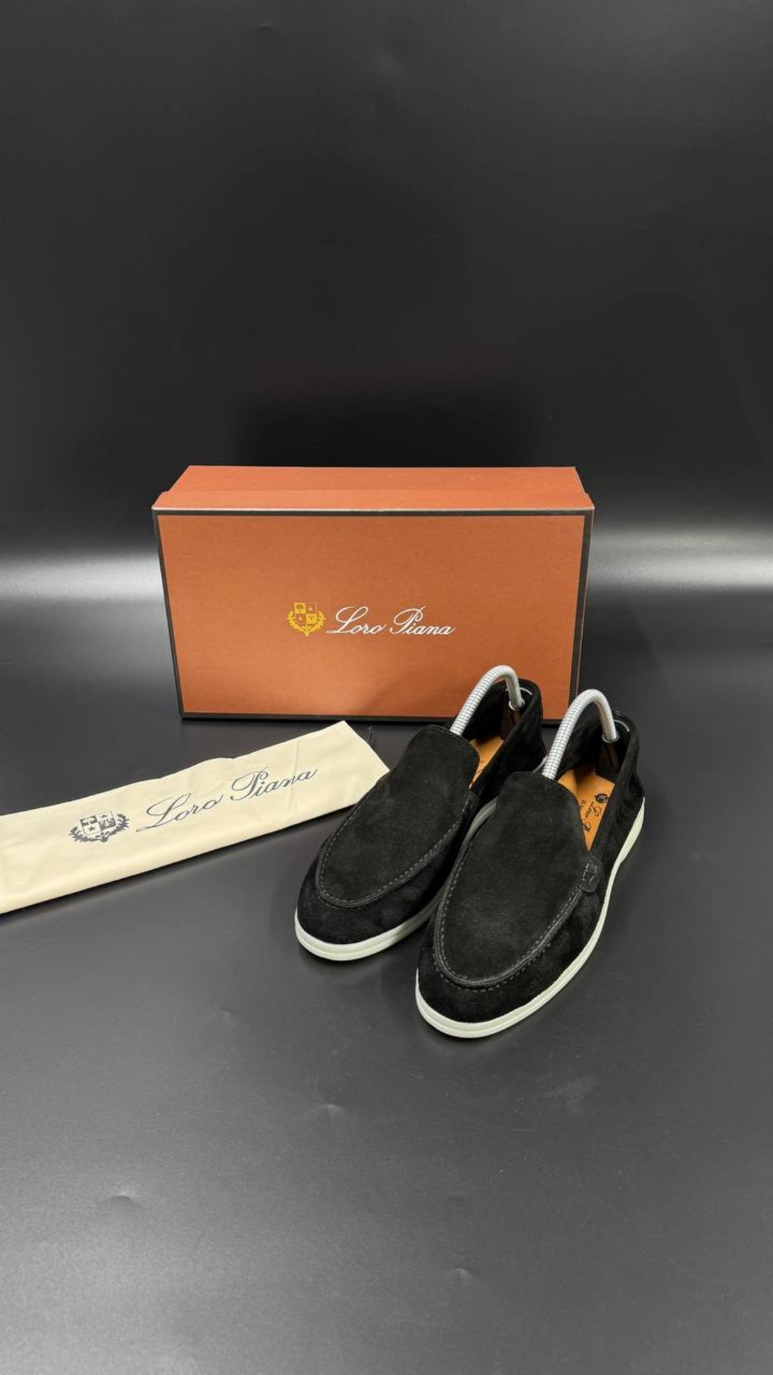 Loro Piana 2