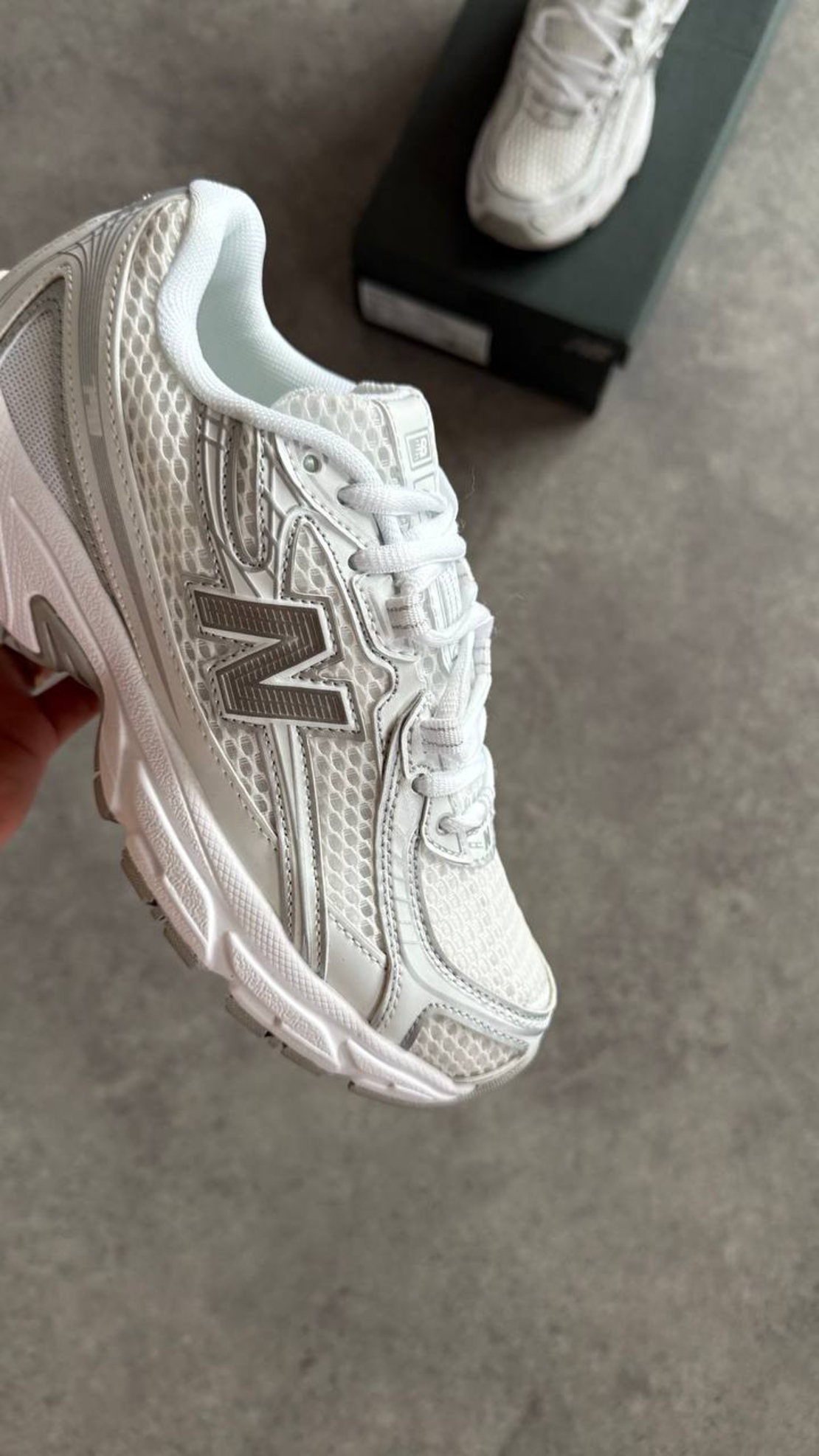 New Balance 740 “White Silver”