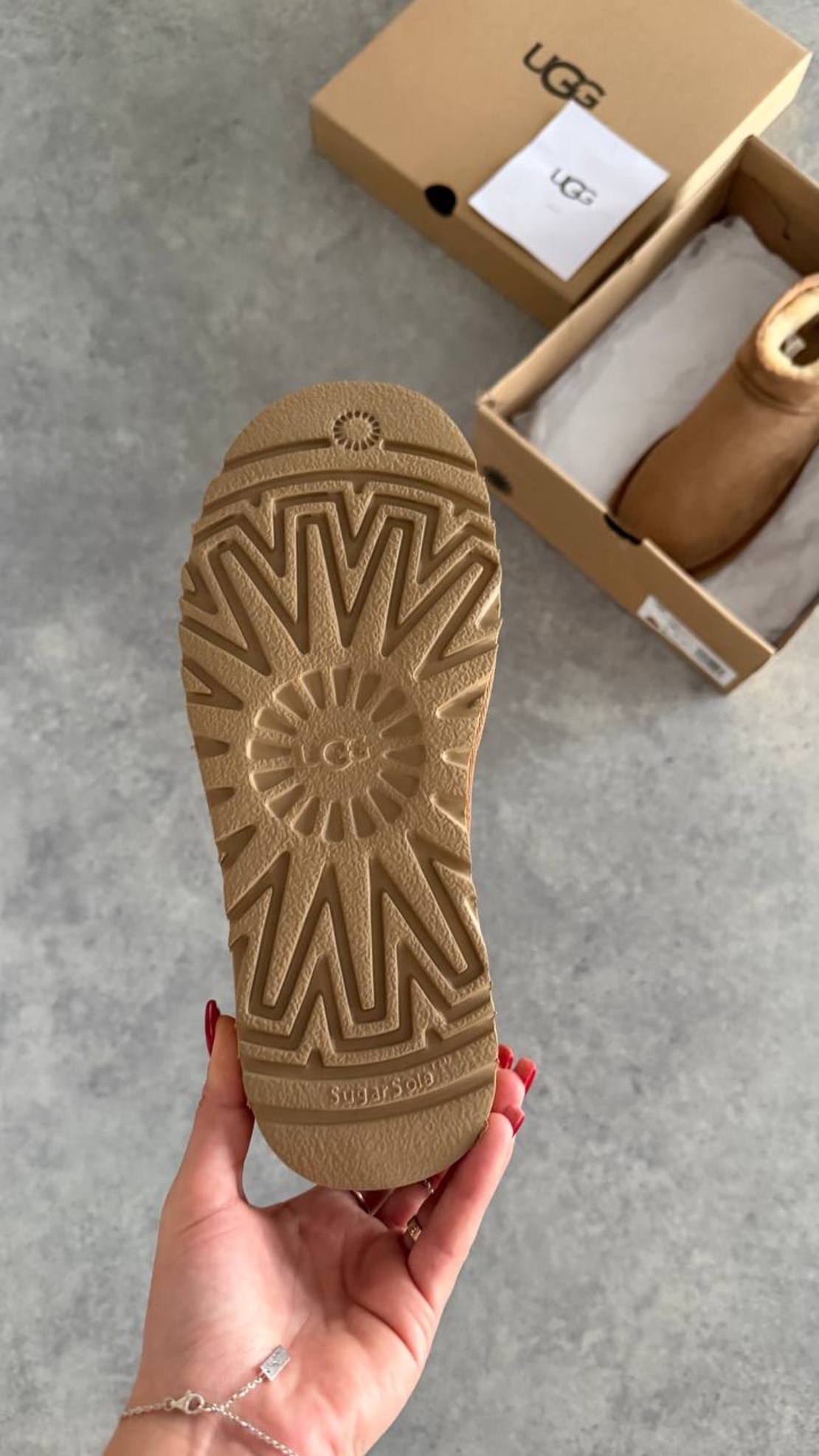 UGG Ultra Mini Classic 