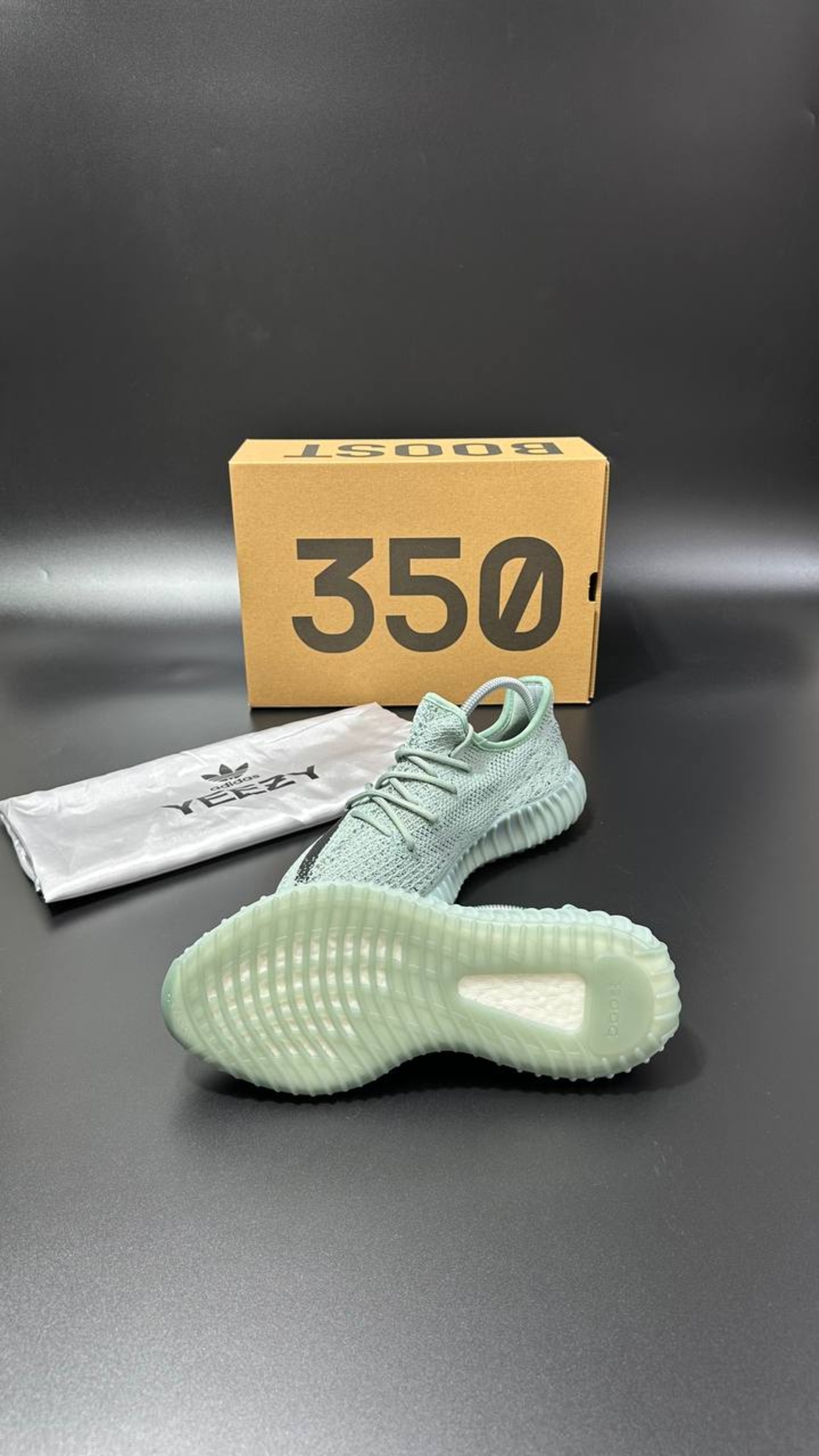 Adidas Yeezy Boost 350 V2 