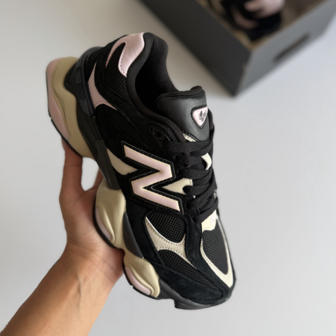 New Balance 9060 