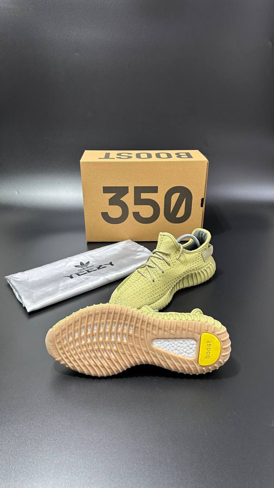Adidas Yeezy Boost 350 V2 