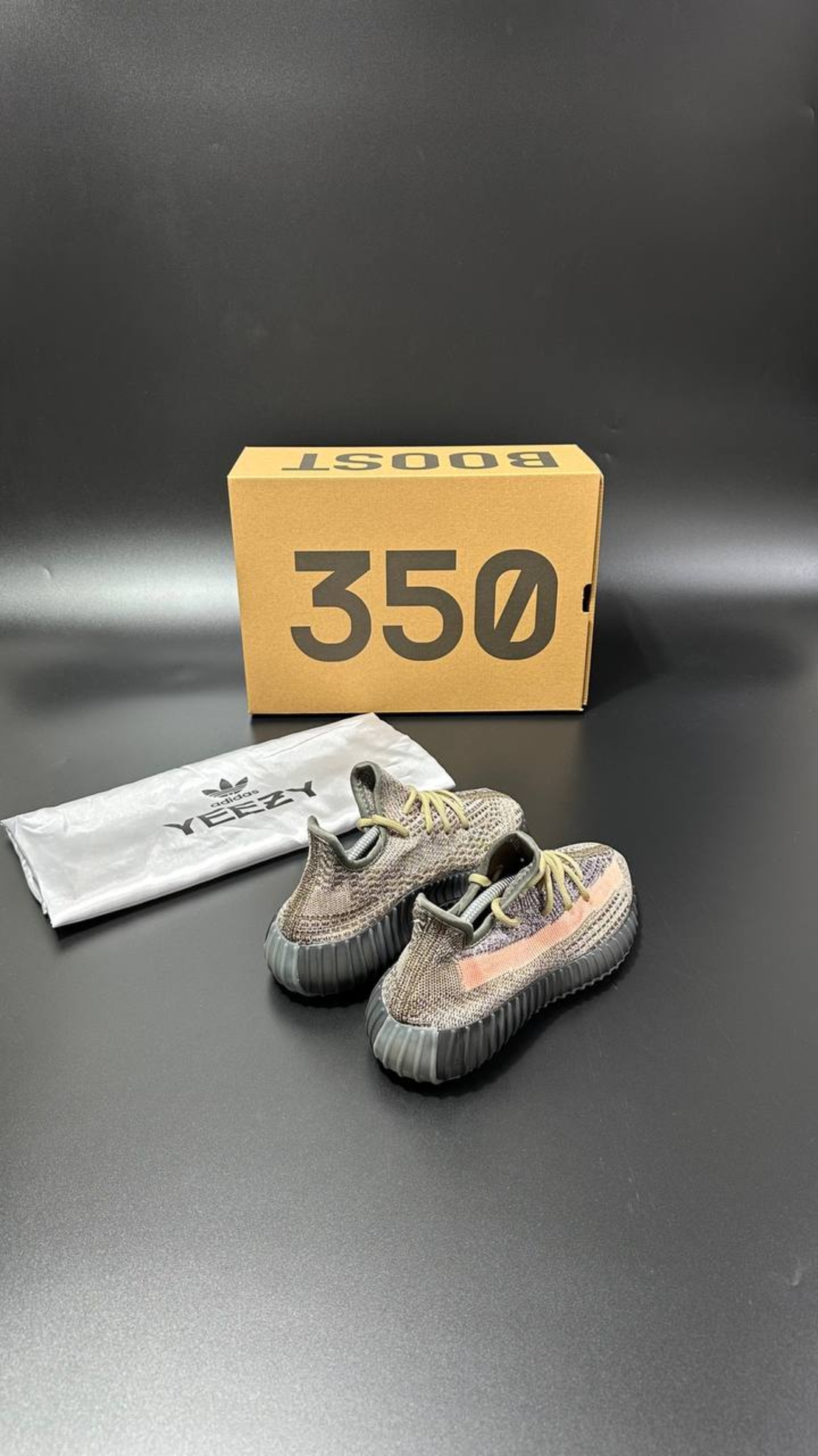 Adidas Yeezy Boost 350 V2 