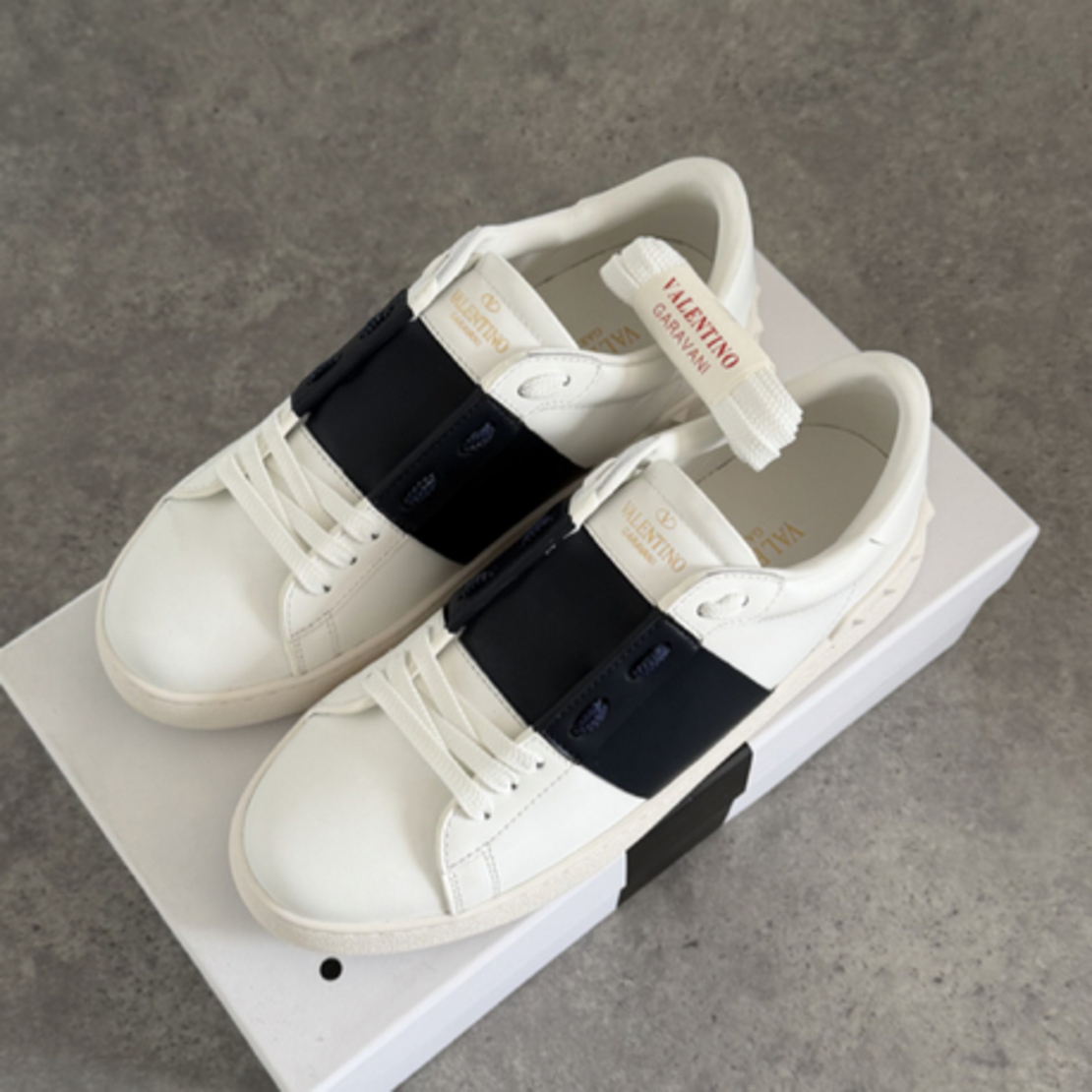 Valentino Garavani “Premium” Men Lacivert